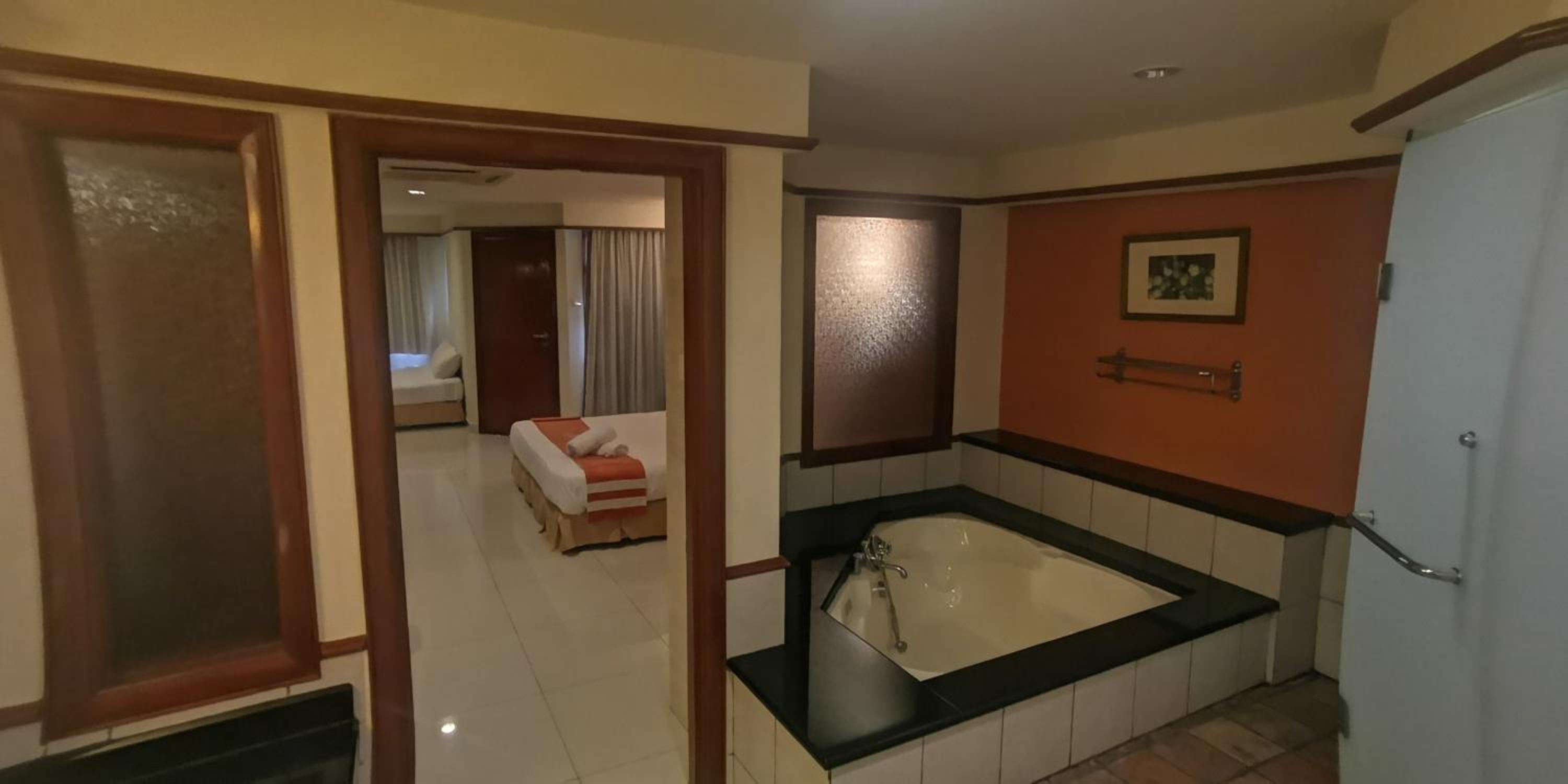Post Dickson Full Seaview Deluxe Room ( Private Room ) photo 7