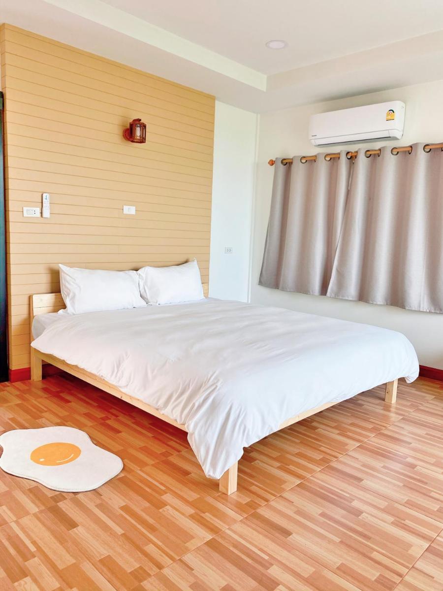 The Moon Camp Khanom view 3