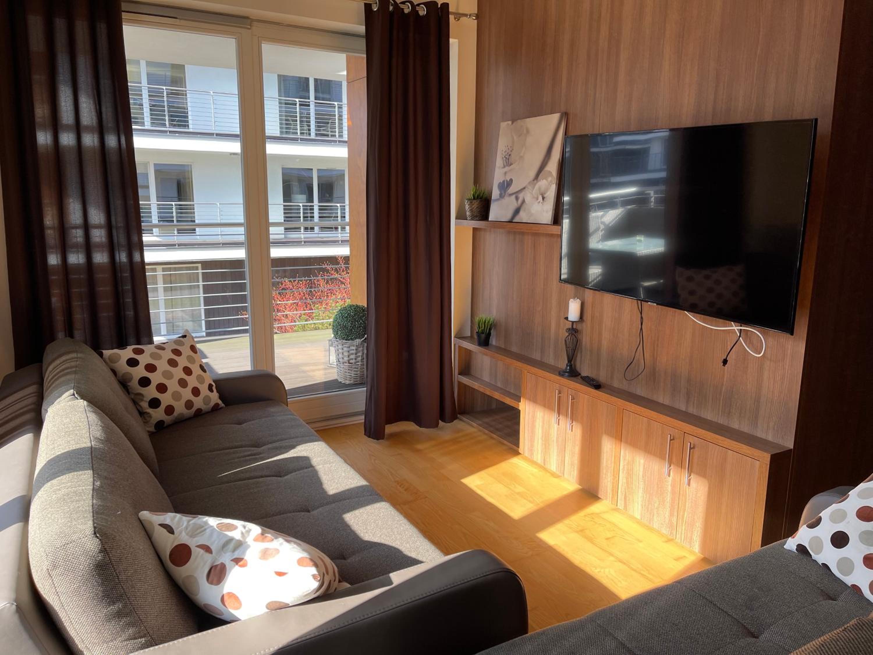 Baltic Home Tulip view 4