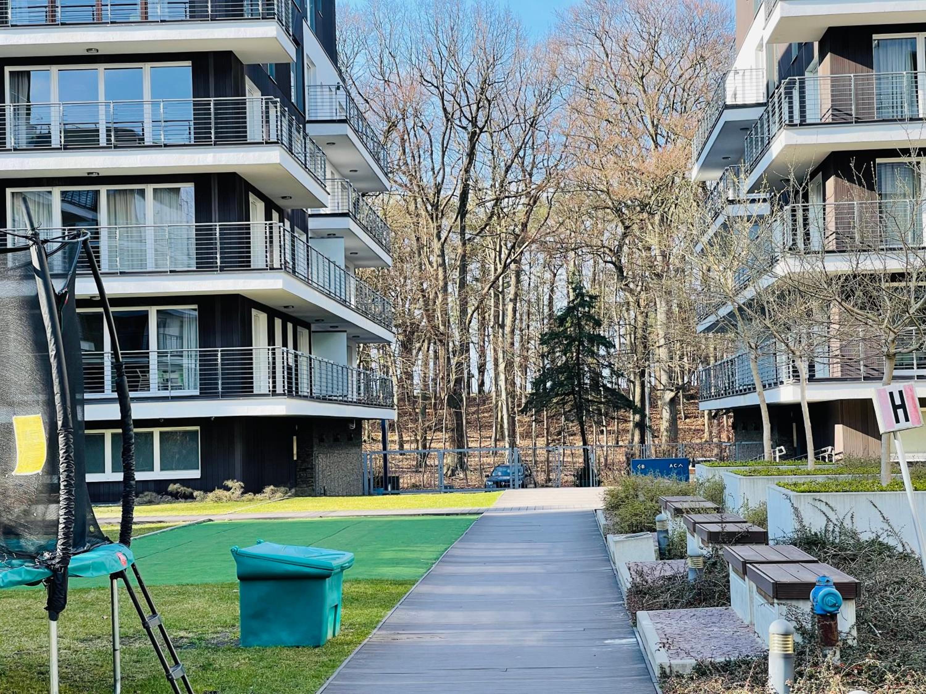 Hotel Baltic Home Tulip - Image 1