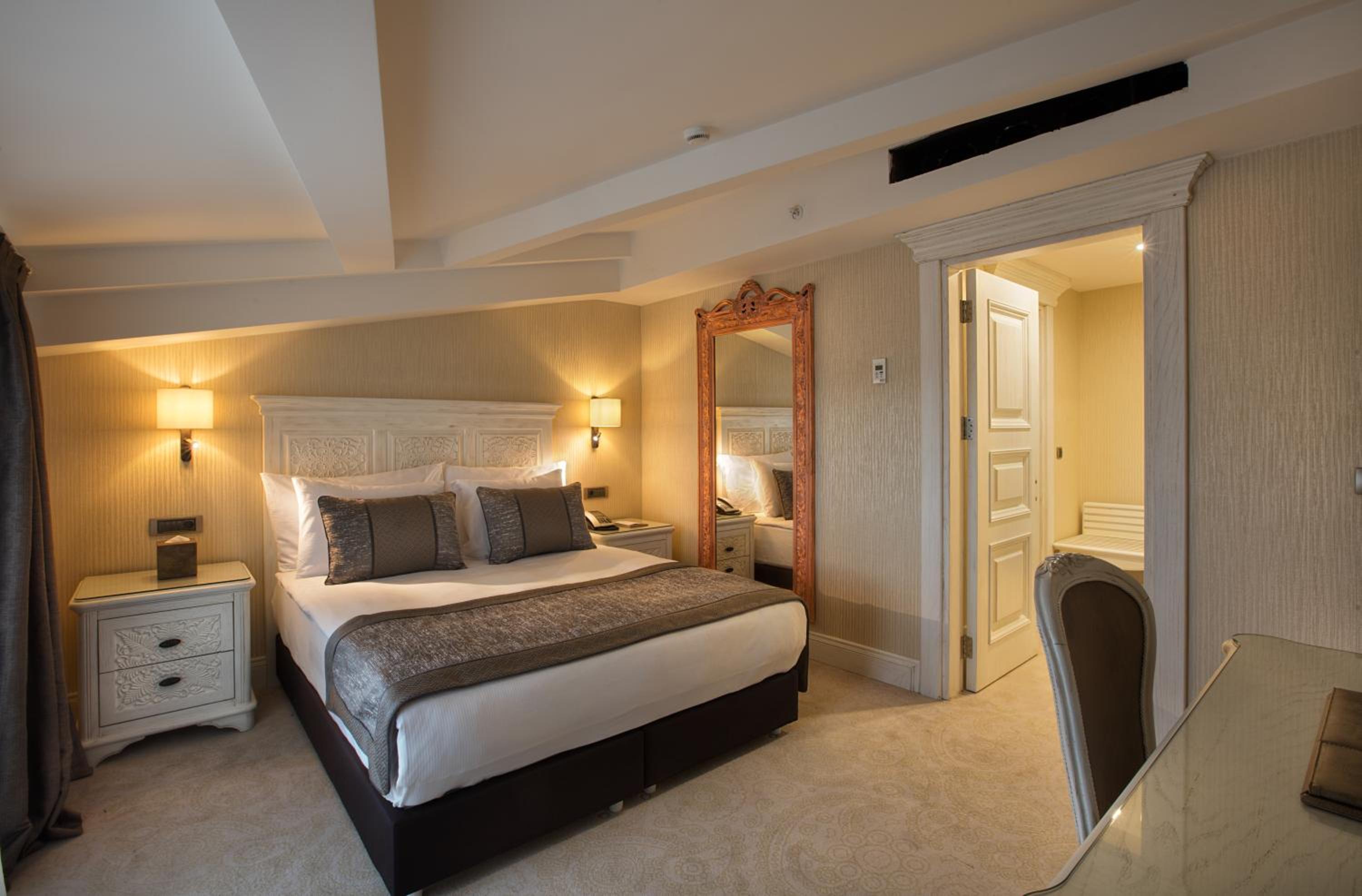 Ottoman's Life Hotel Deluxe - Image 49