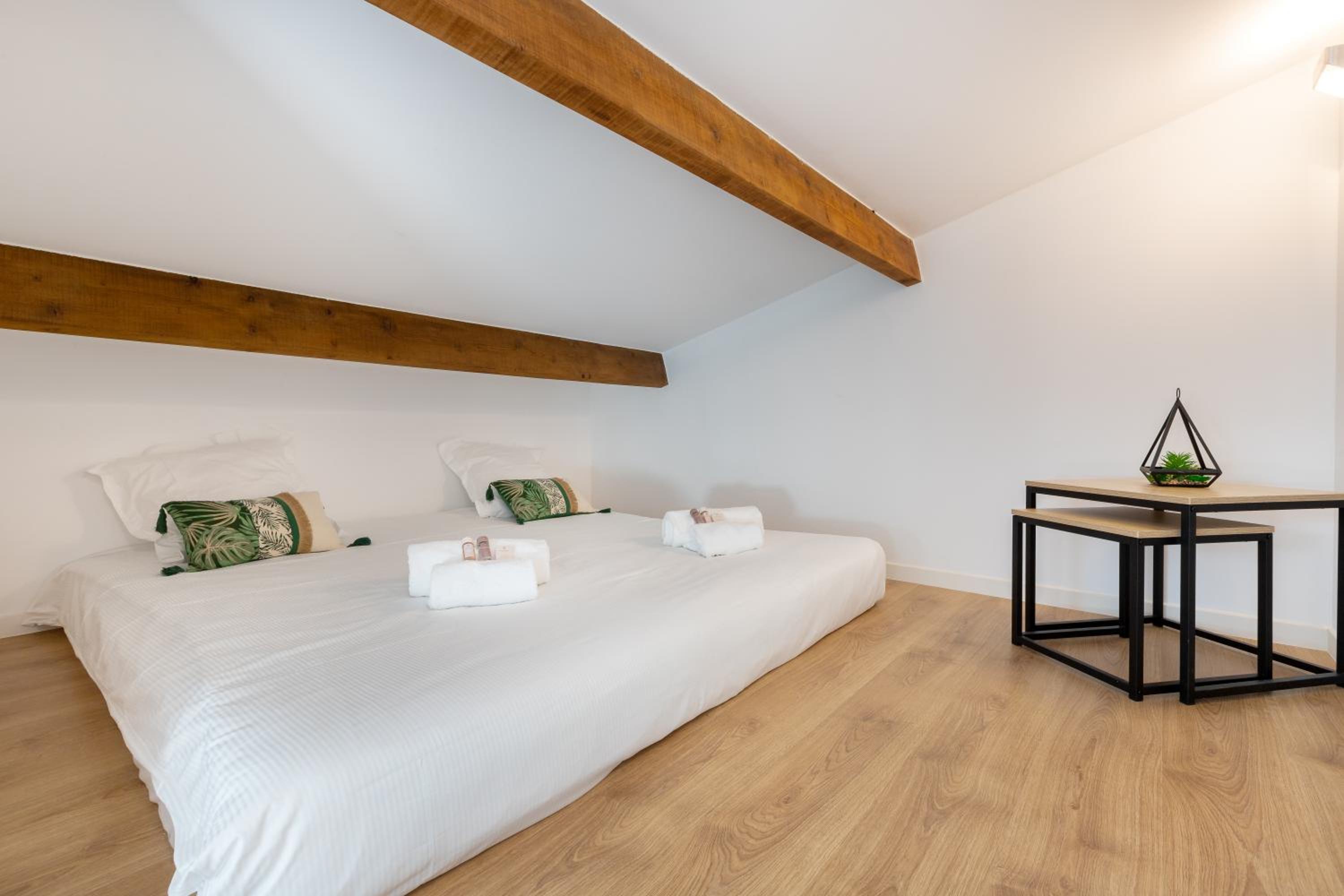 Residence Meynadier - apartments - New - AC - Wifi - Close Beach and Palais - LRA Cannes view 5