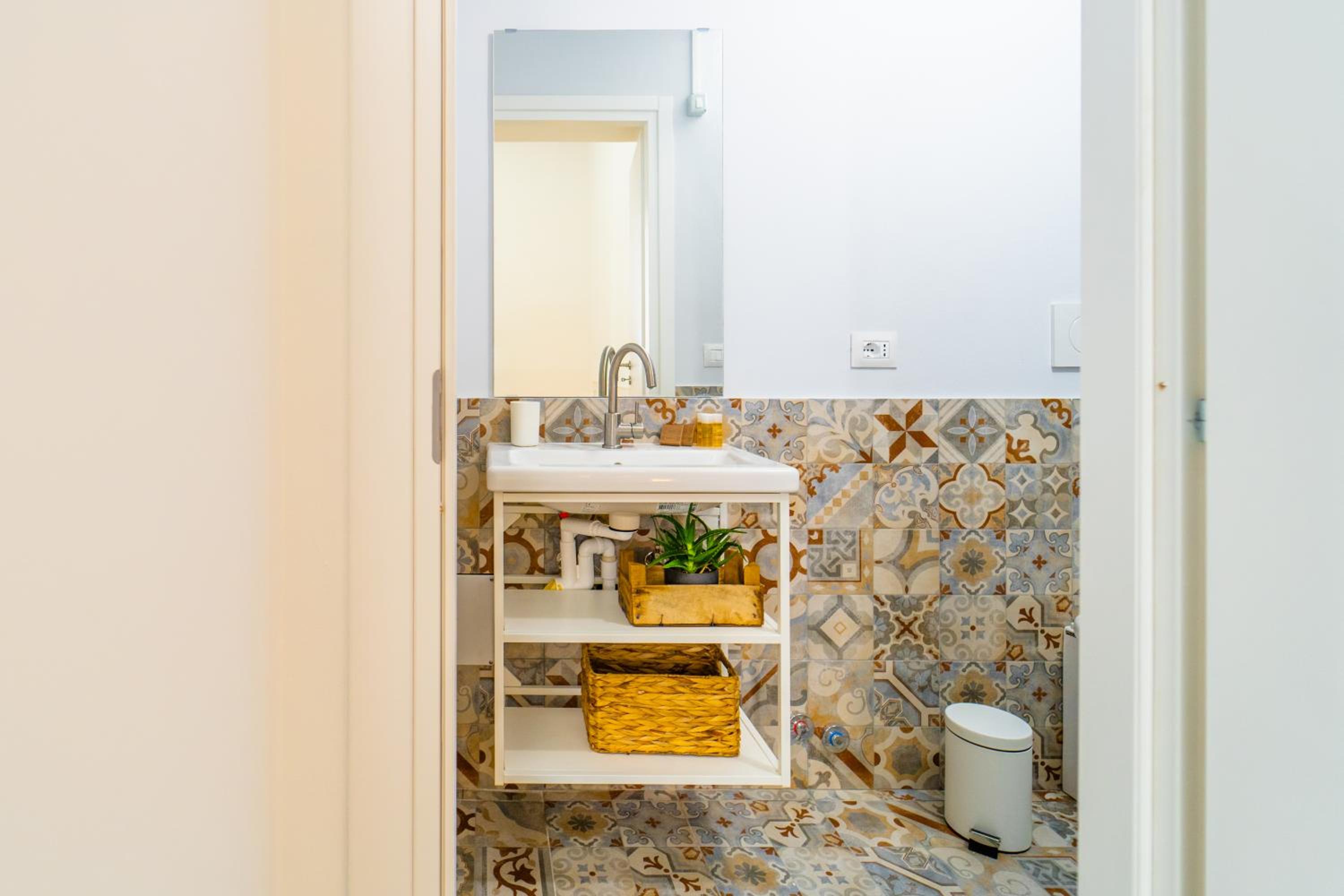 GuestHost - Via Malta Cozy Apartments near Ortigia view 4