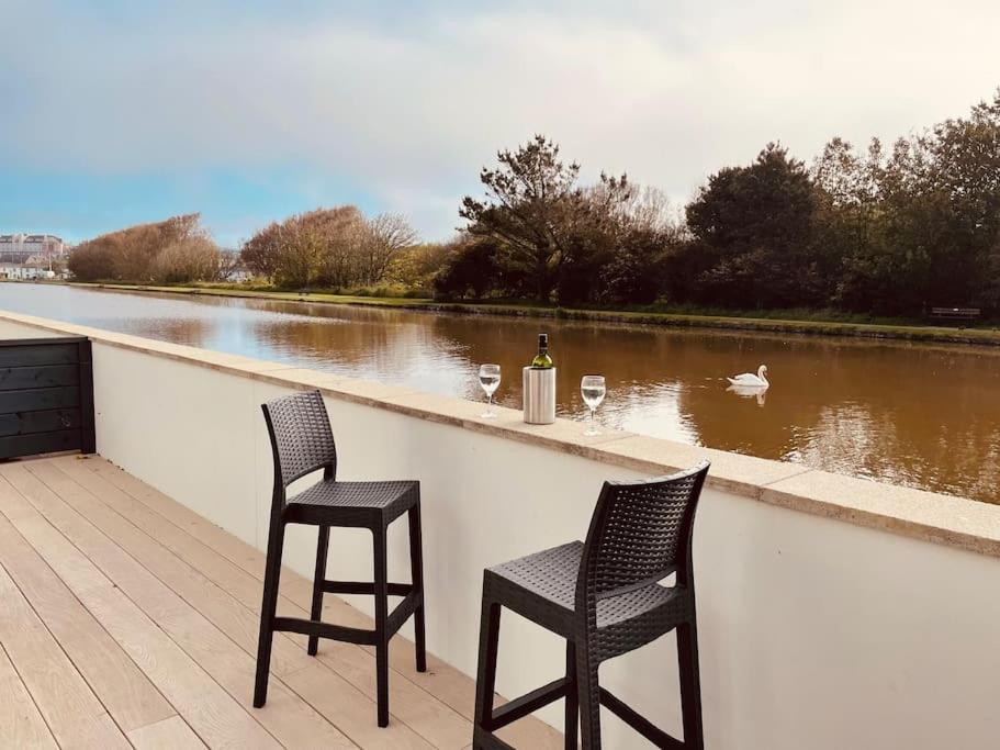 Canalside Bude view 5