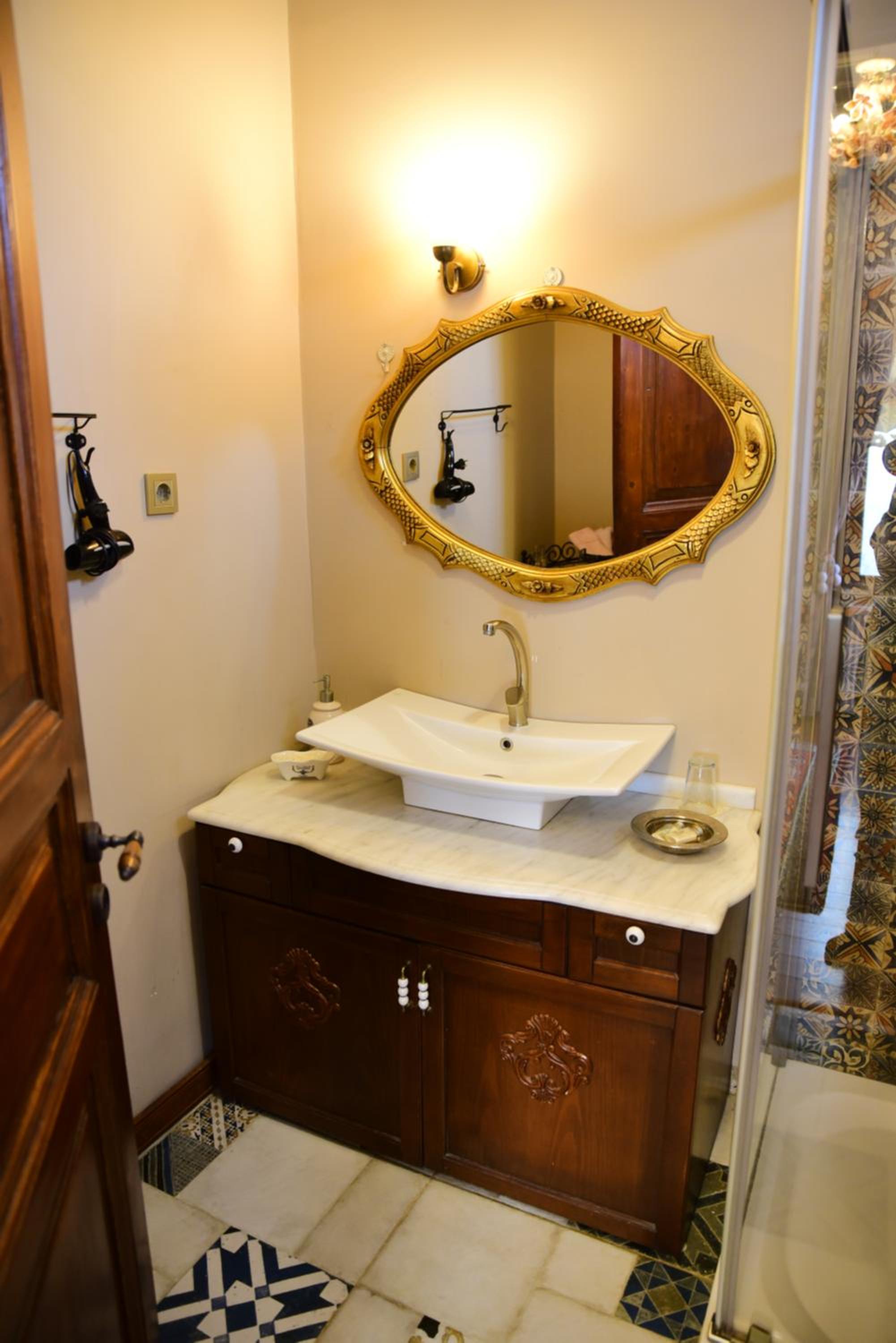 Ottoman Suites by Sera House