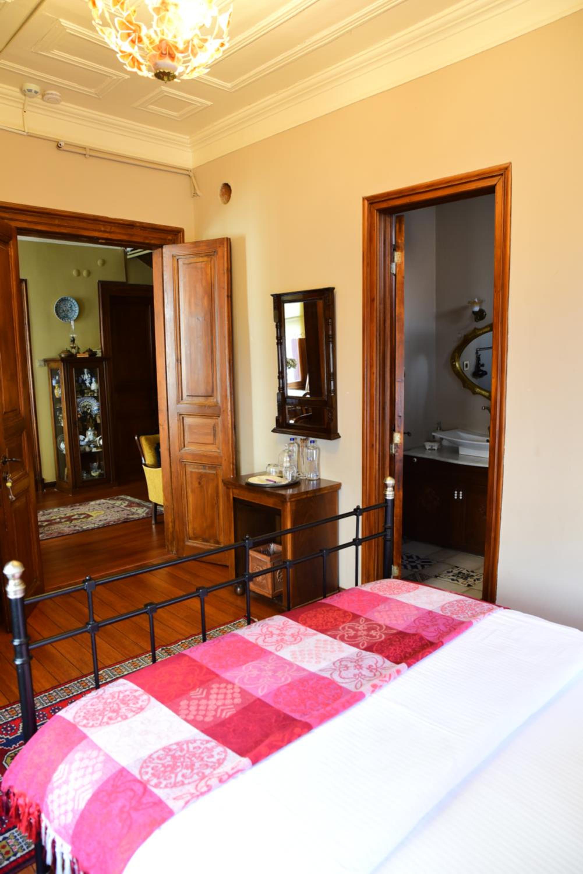 Ottoman Suites by Sera House