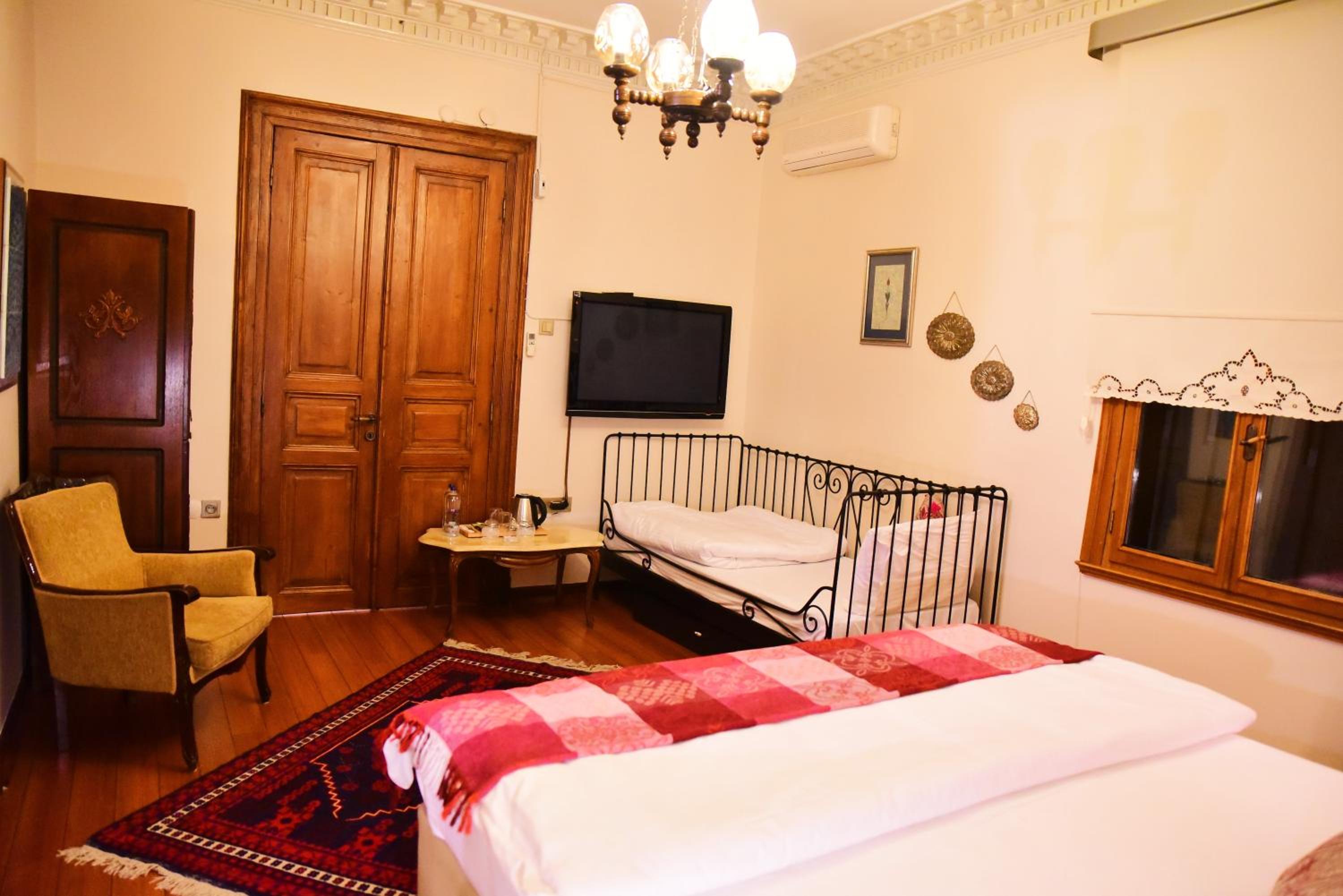 Ottoman Suites by Sera House