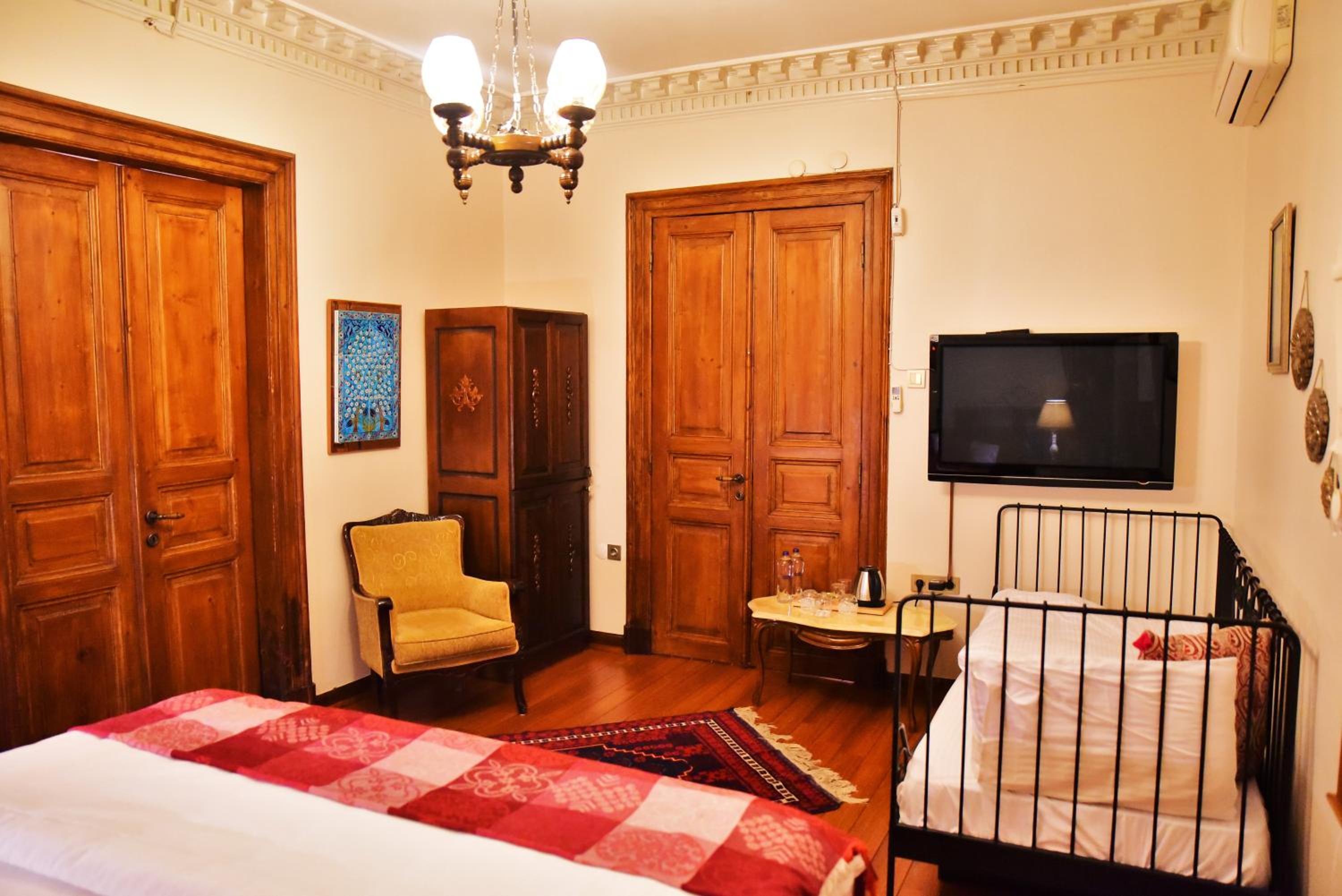 Ottoman Suites by Sera House