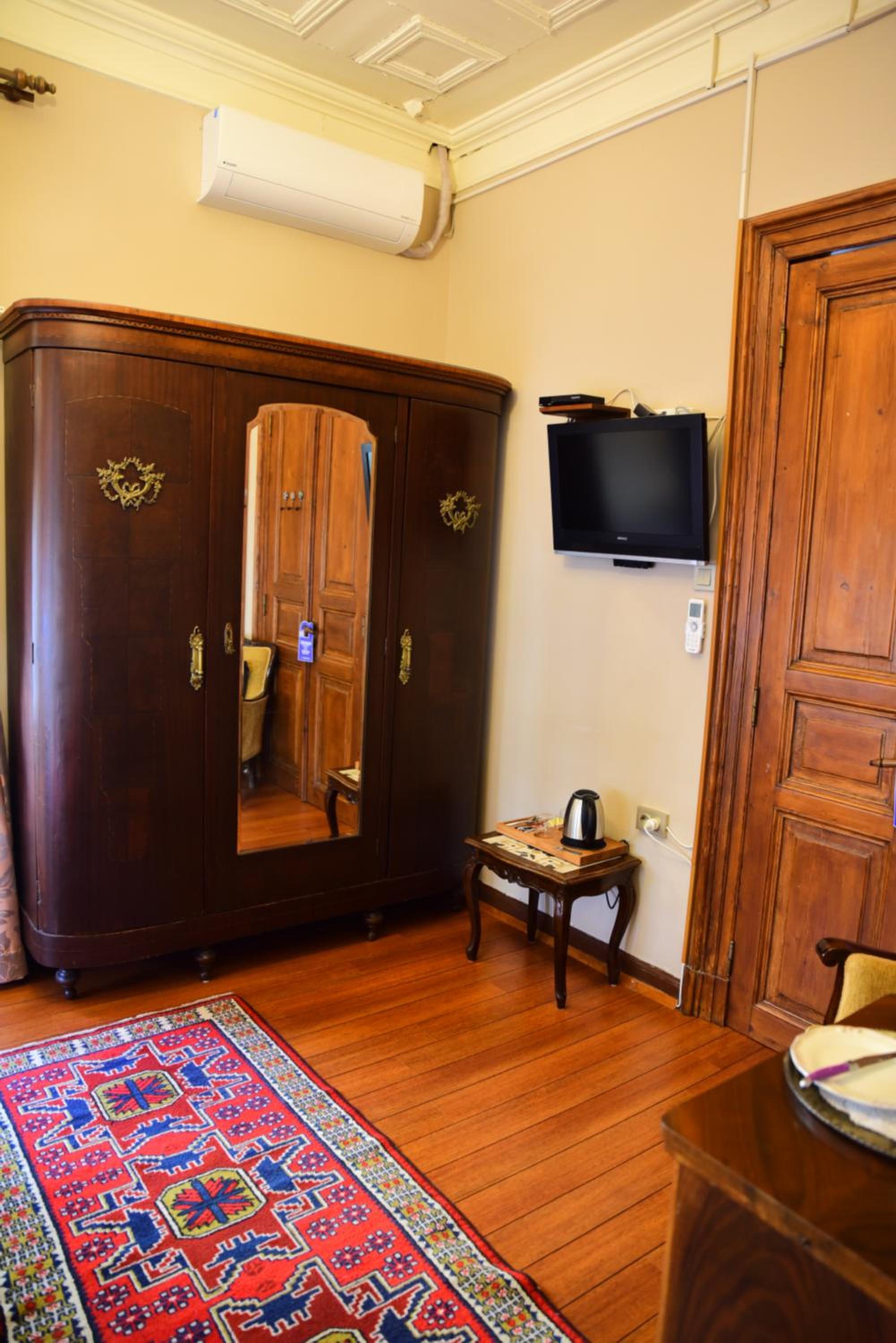 Ottoman Suites by Sera House