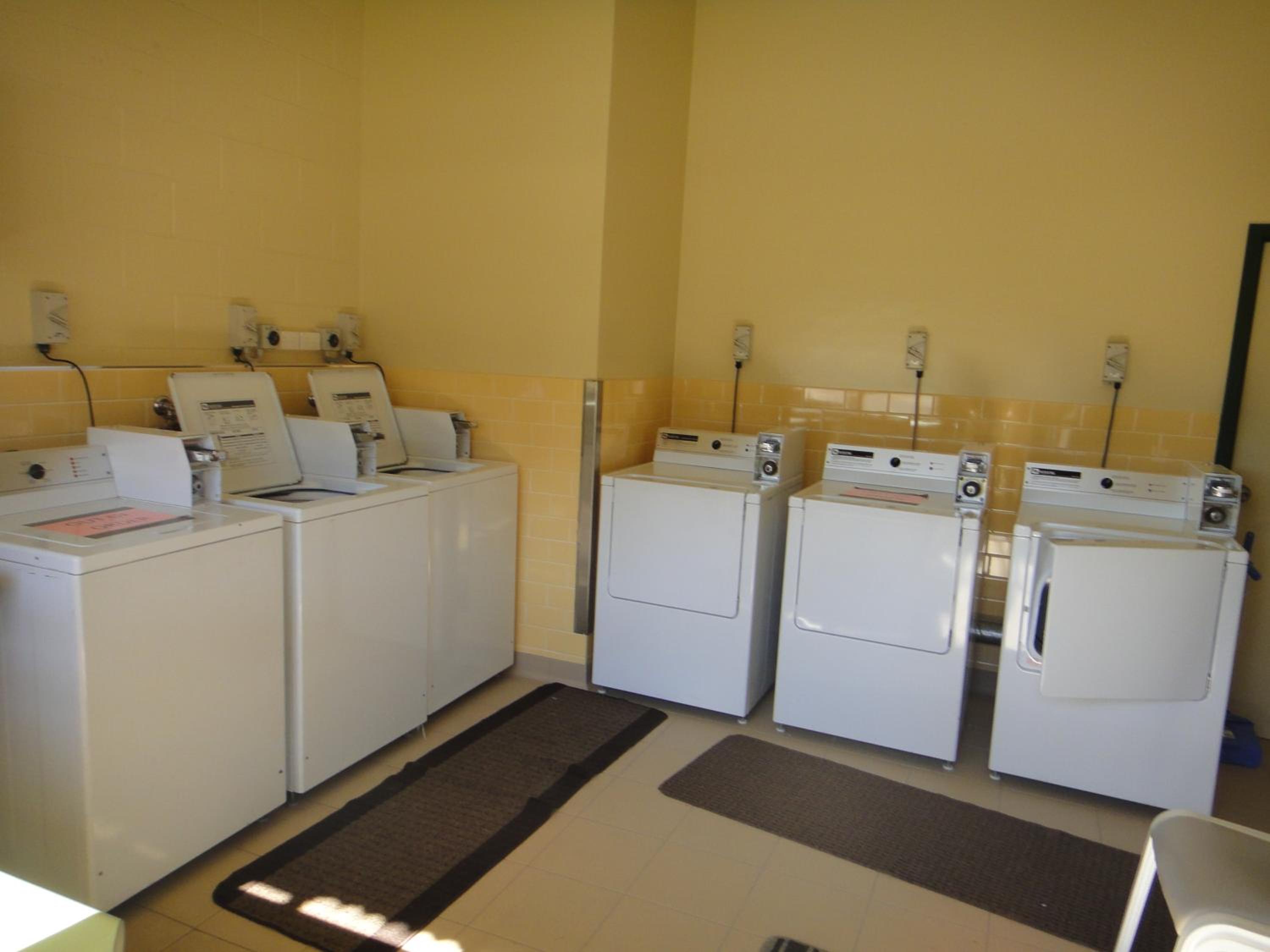 Gundagai Cabins & Tourist Park