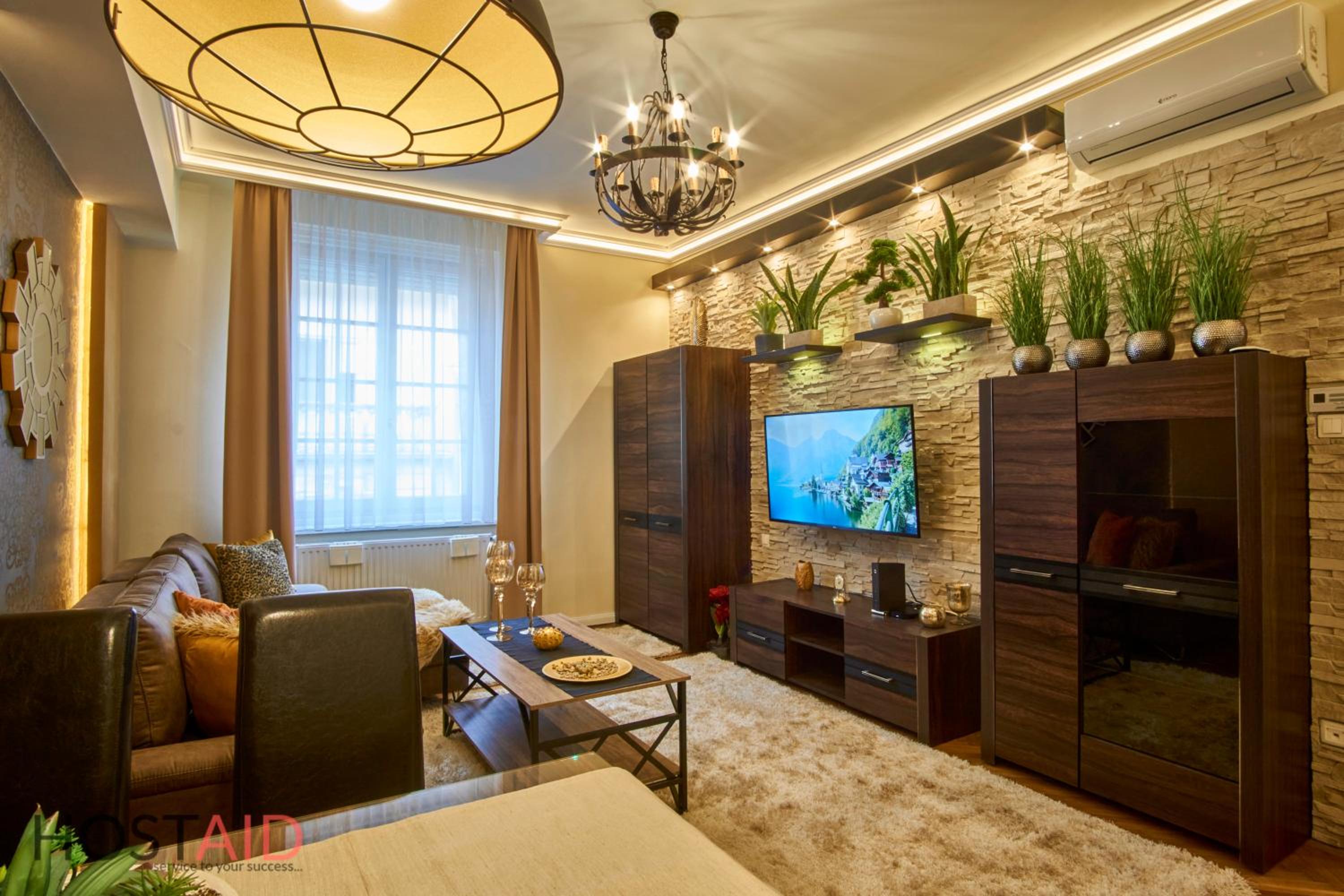 R7 Design Apartment - hostAID