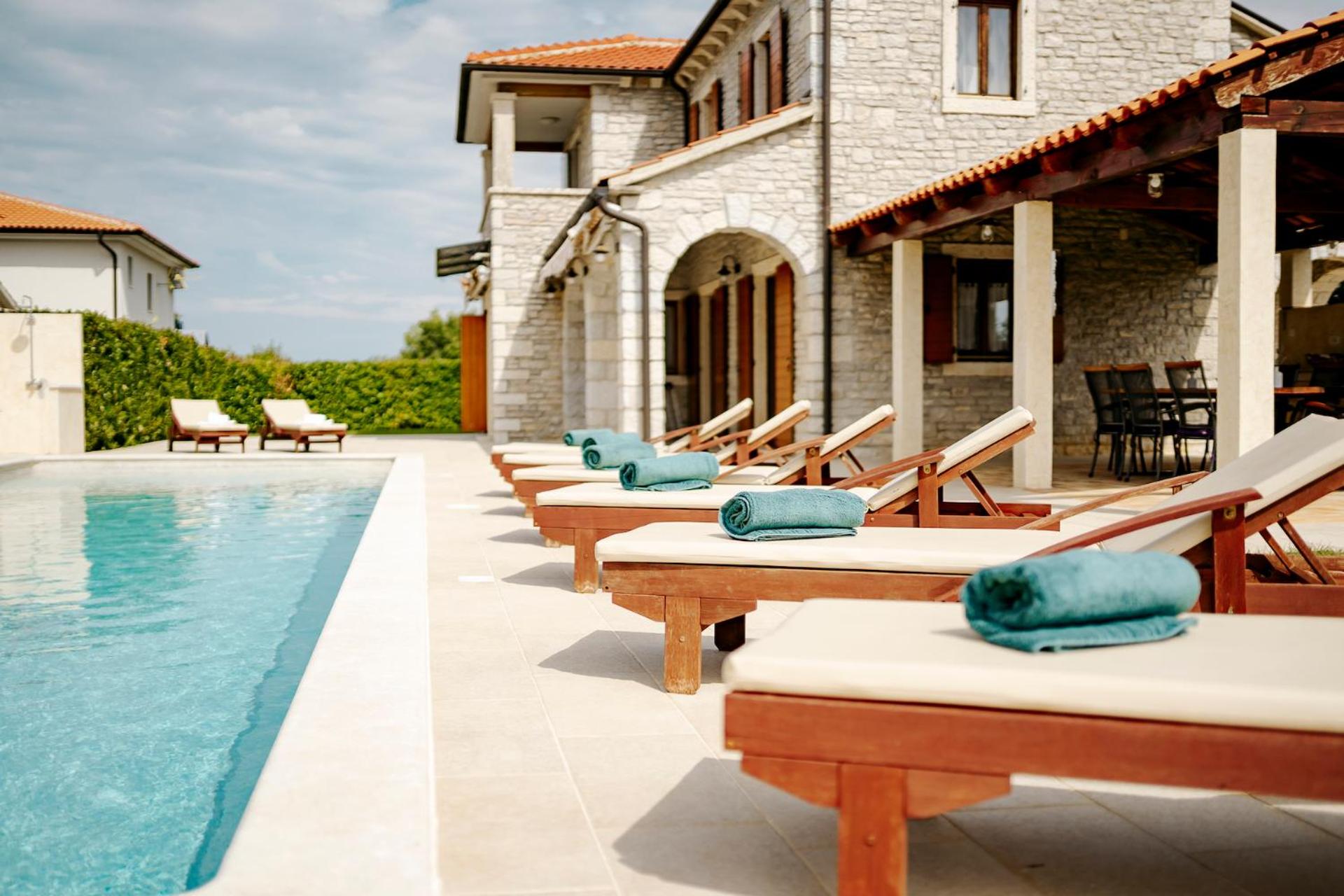 Villa Begonia mit privatem Saltwater Pool