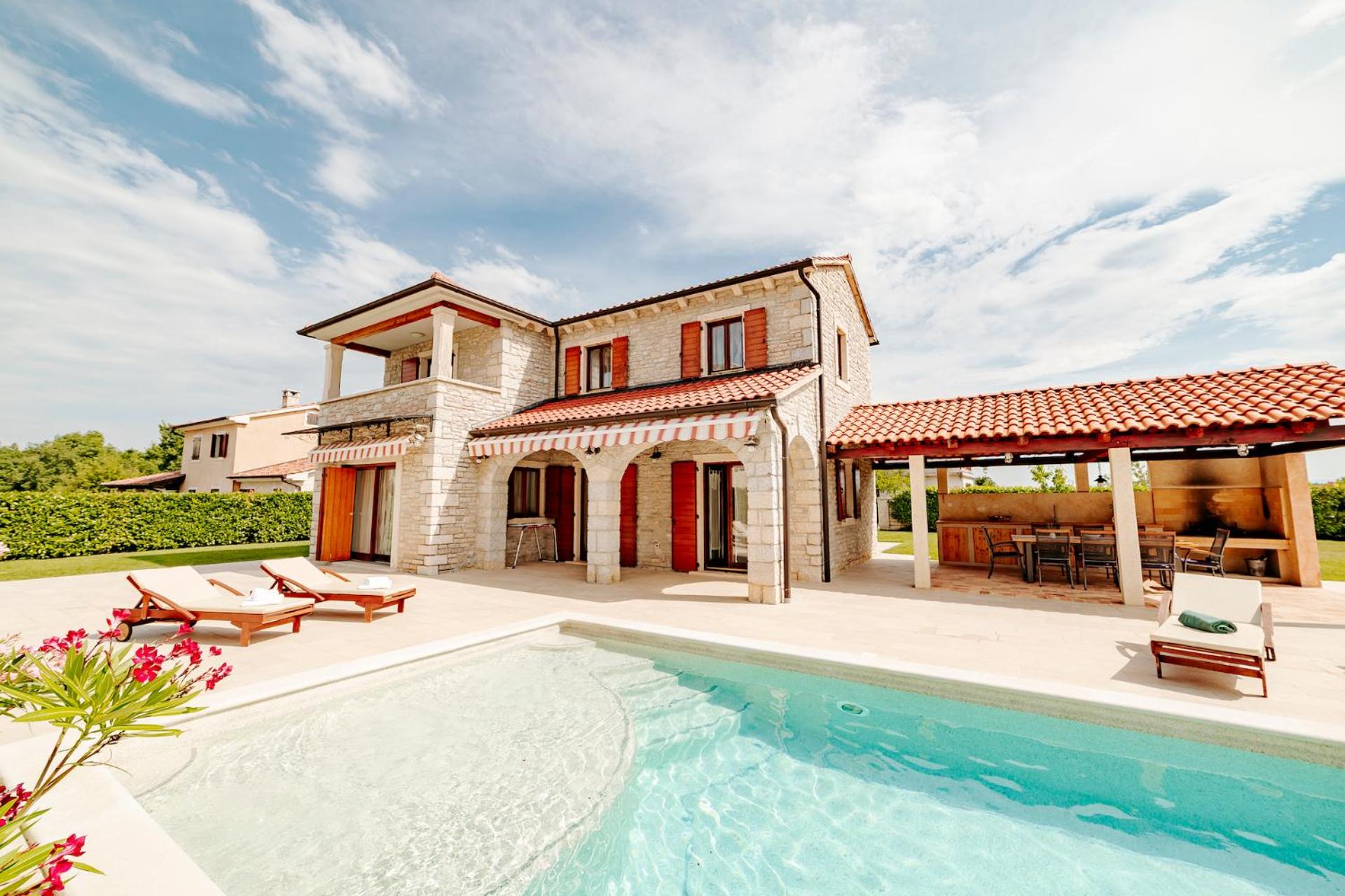 Villa Begonia mit privatem Saltwater Pool