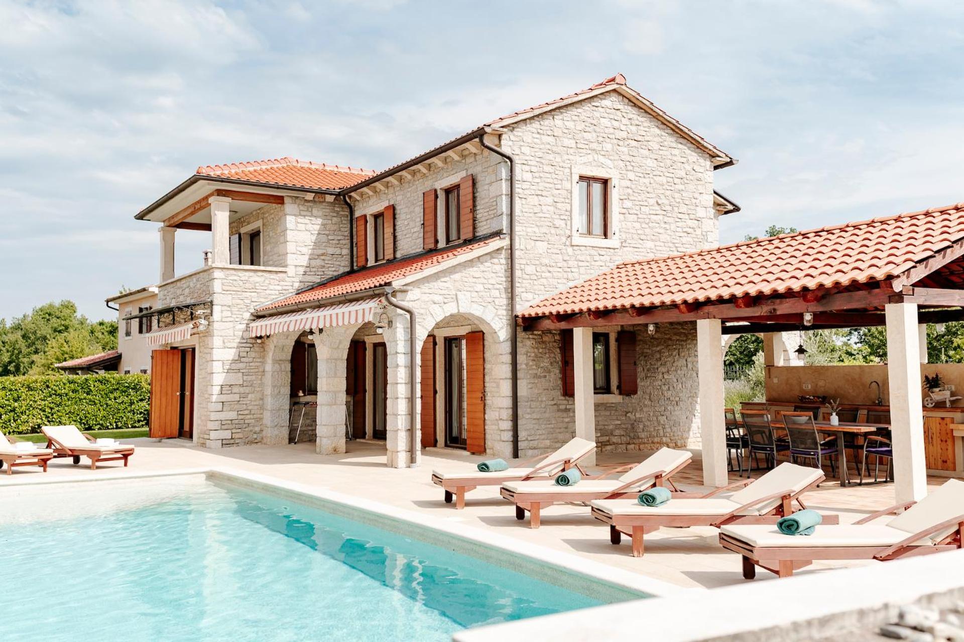 Villa Begonia mit privatem Saltwater Pool