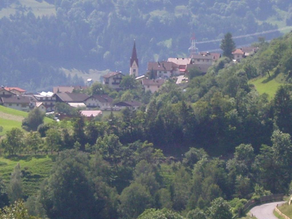 Photo 42