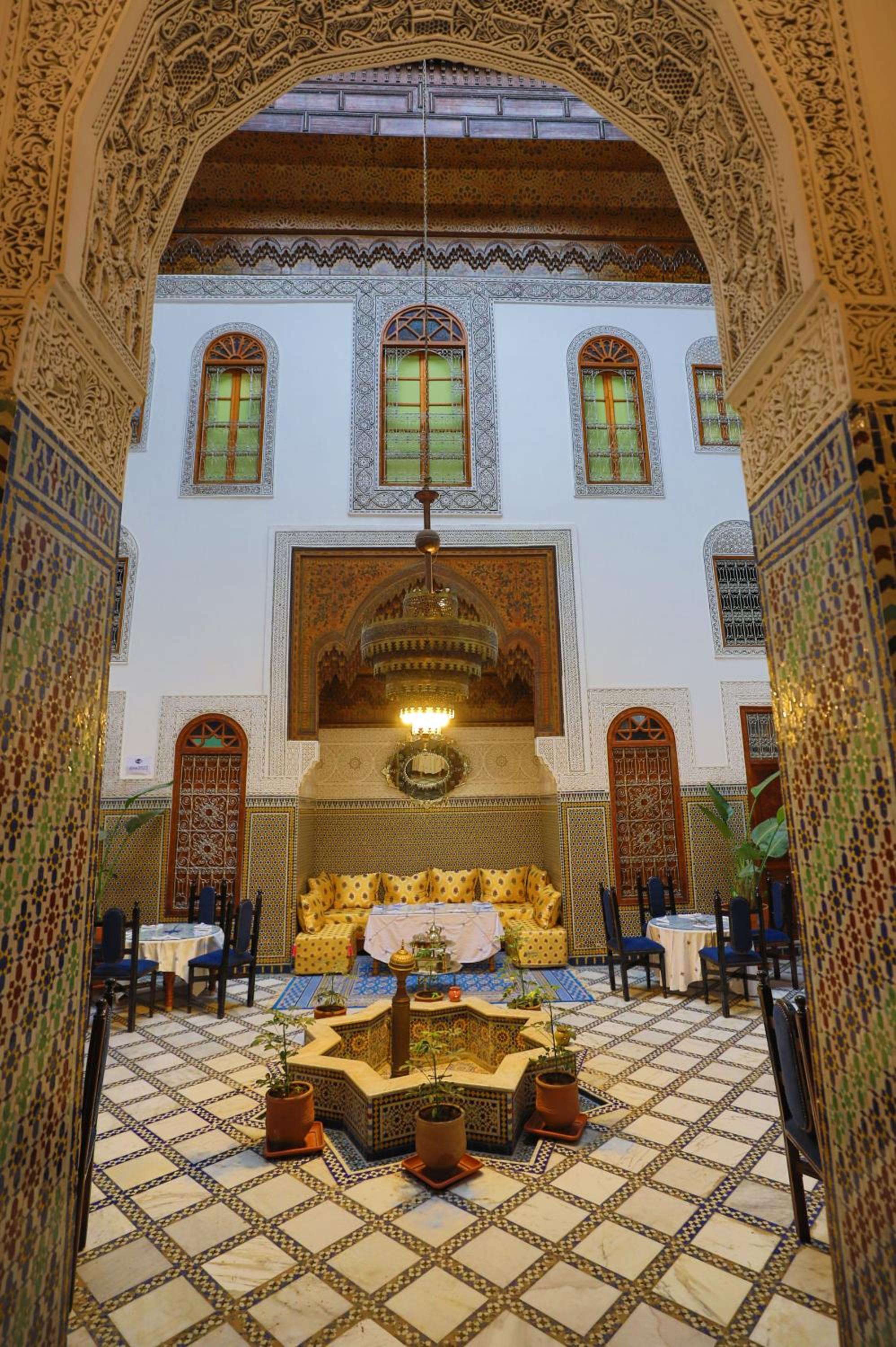 lounge