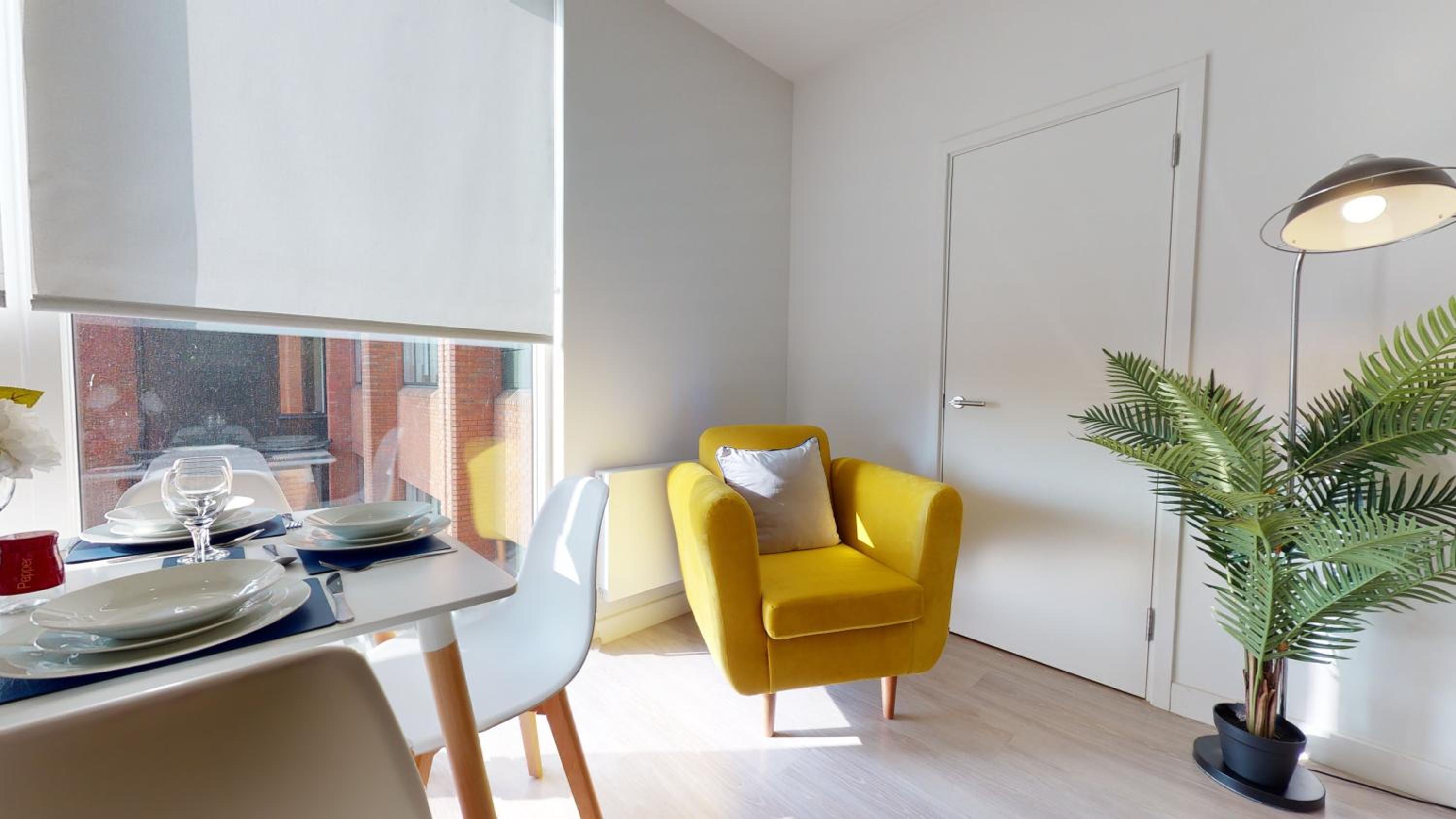 Luxury Apartment - Town Centre North Stevenage view 5