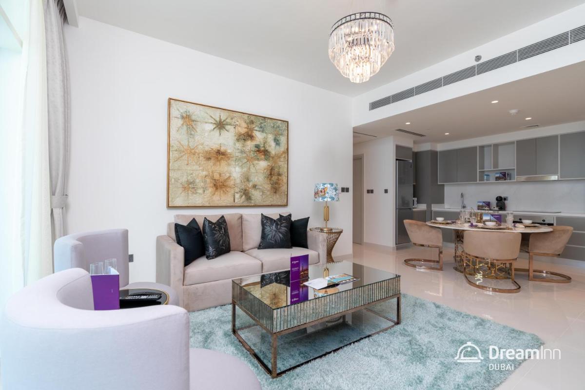 Dream Inn Apartments - Sunrise Bay Beach Front