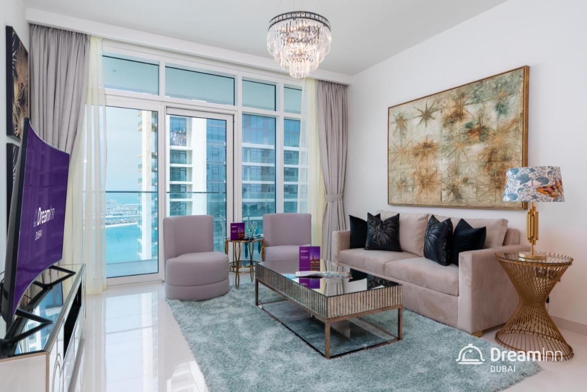 Dream Inn Apartments - Sunrise Bay Beach Front