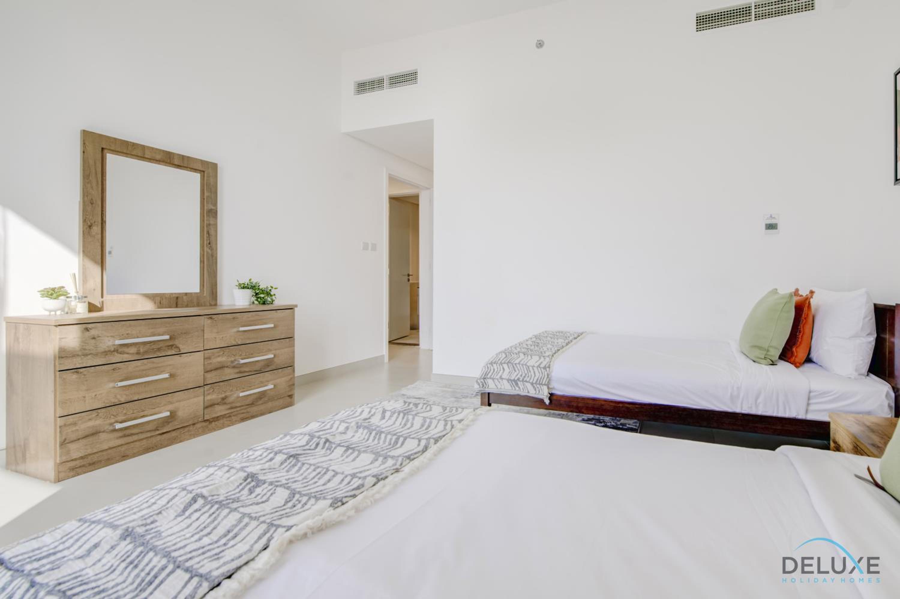 Cordial 2BR at The Pulse Residence Dubai South By Deluxe Holiday Homes