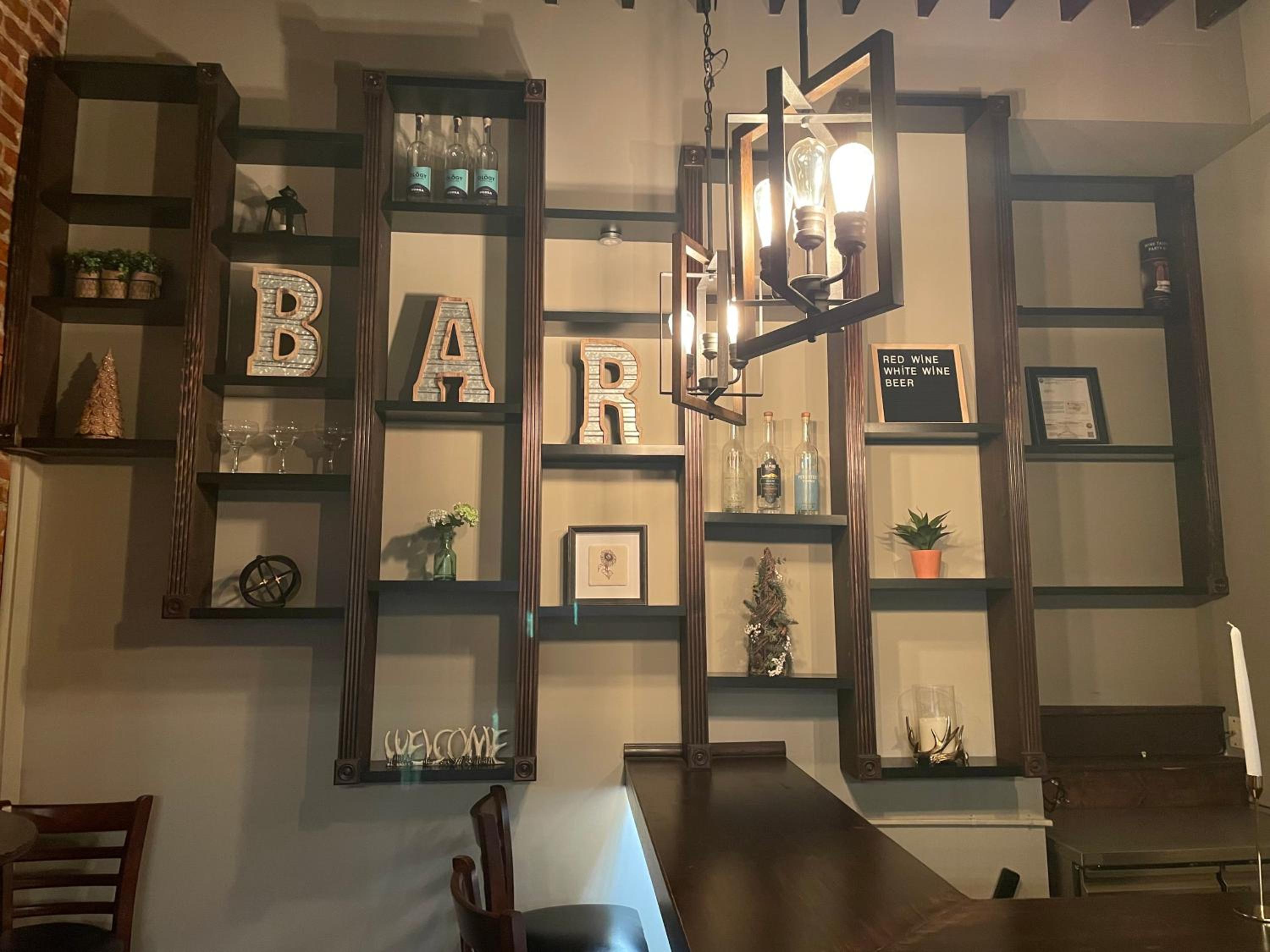 Hunter Arms Hotel