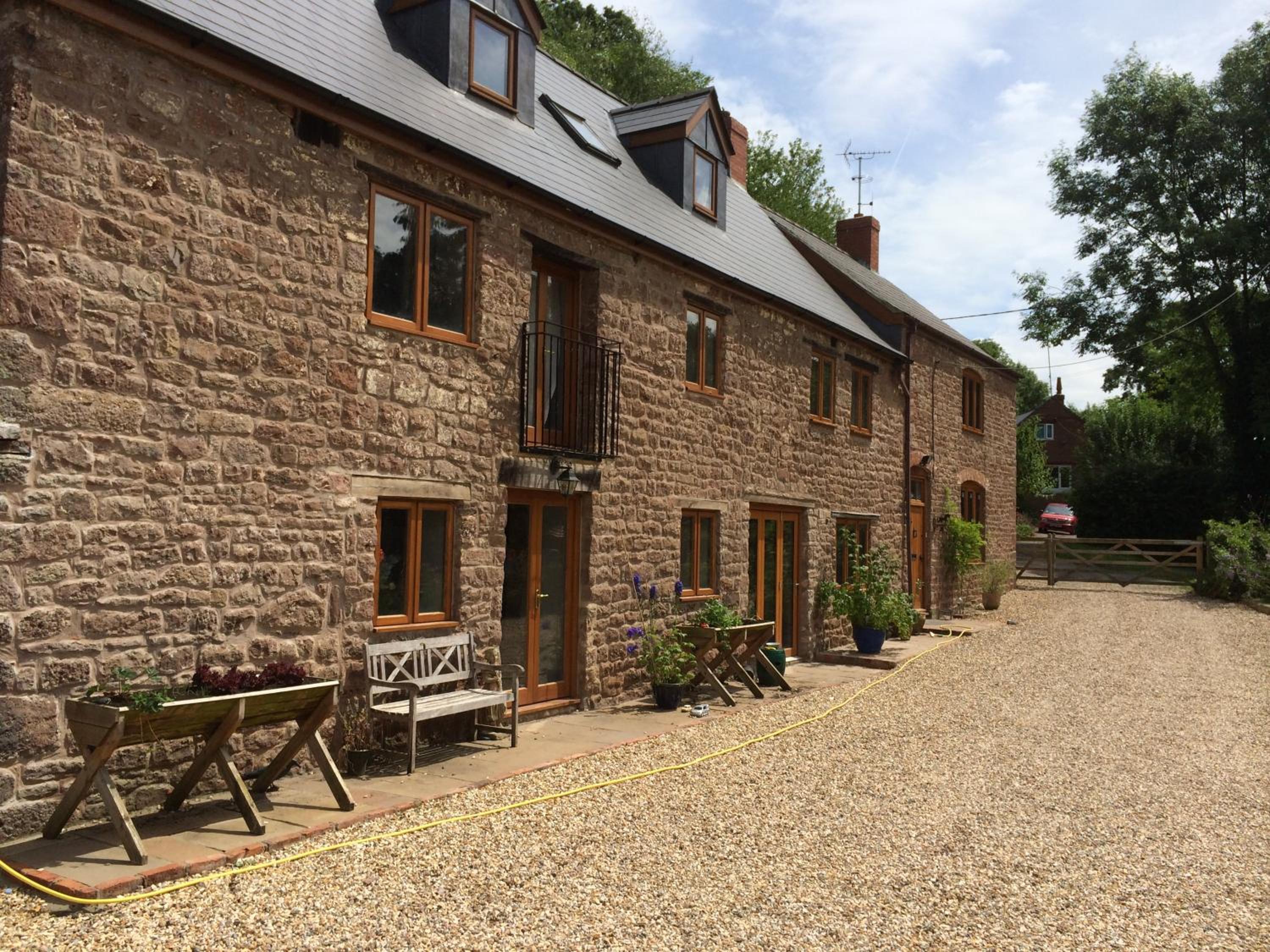 Woodmill Farm Cottage view 5
