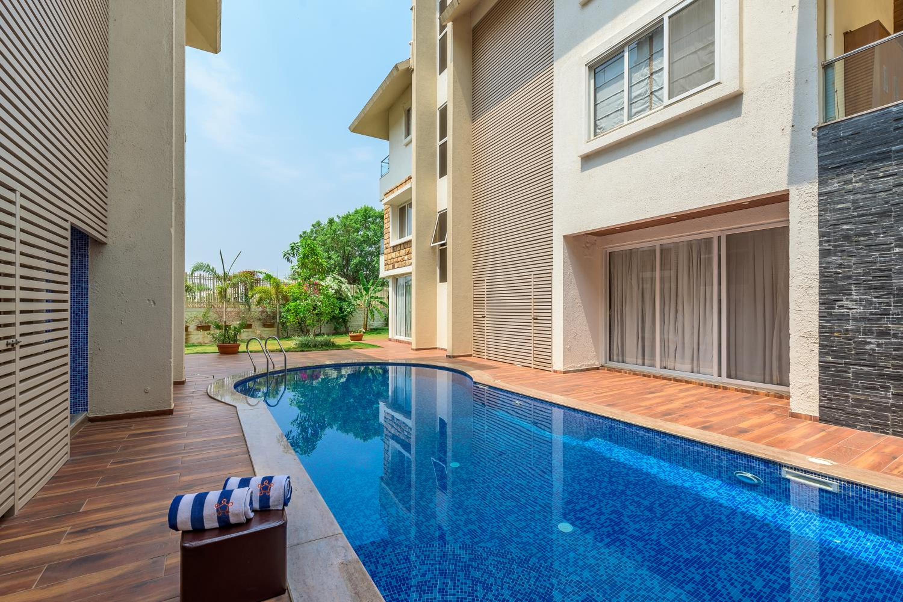 SaffronStays Juniper, Lonavala - Pet-friendly villa with pool, lawn, gym & games view 3