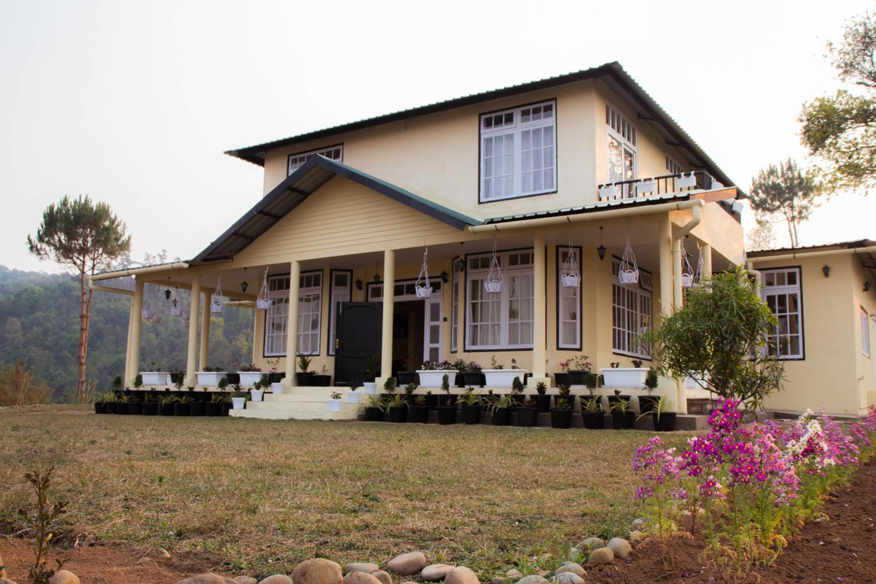 The Arcadia Pool and Villa - Umroi view 2