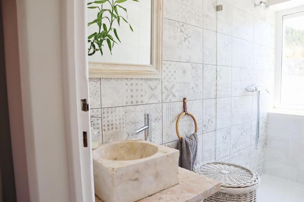 Casal de São José - Peaceful Country House near Mafra and Lisbon - Garden, Space and Comfort