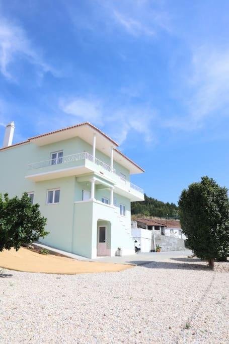 Casal de São José - Peaceful Country House near Mafra and Lisbon - Garden, Space and Comfort