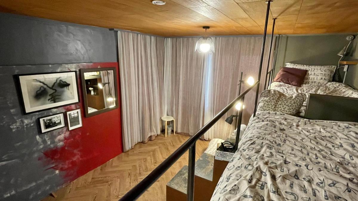 SISnBRO Guesthouse