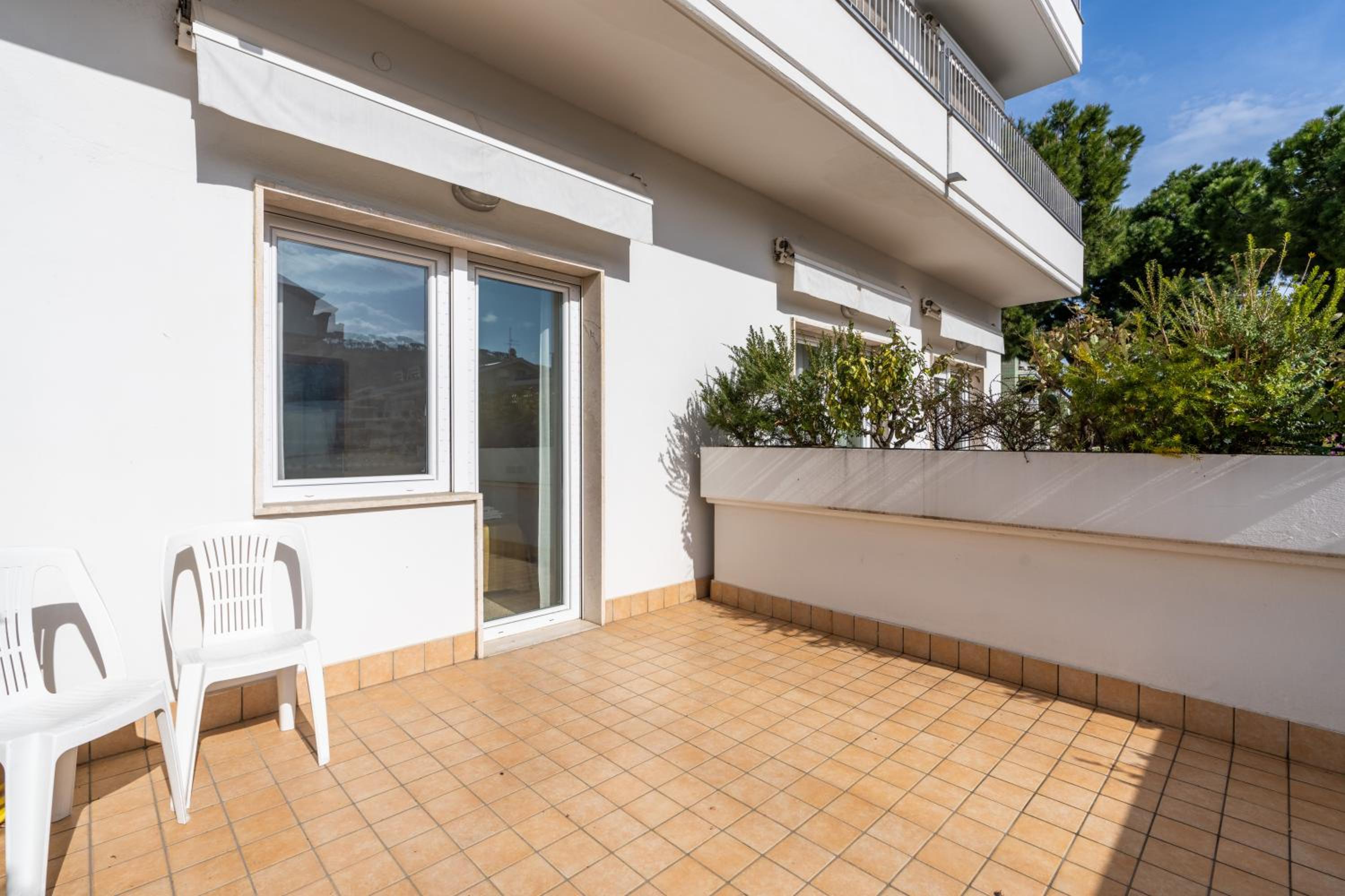 balcony