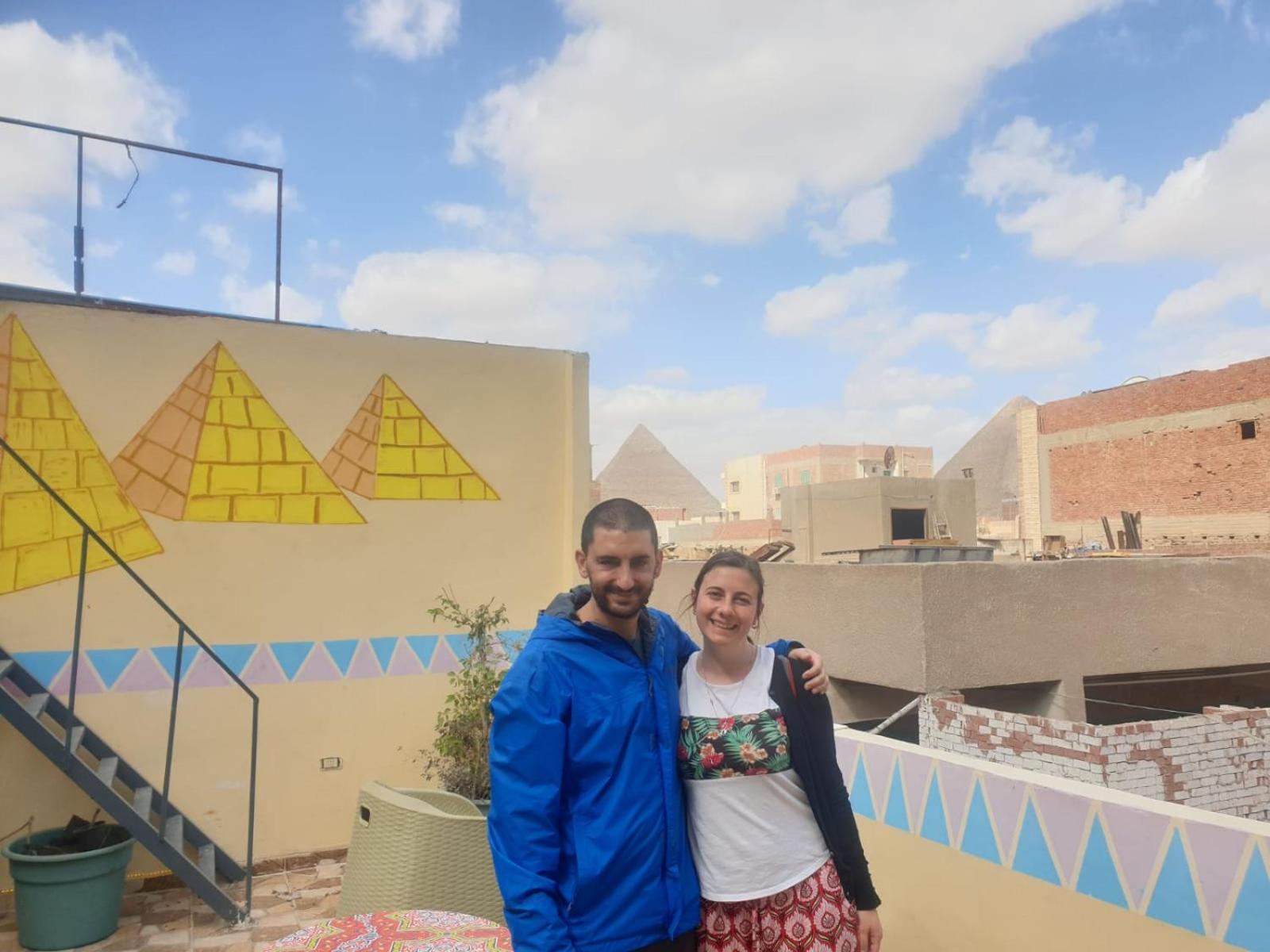 Jana Pyramids view inn