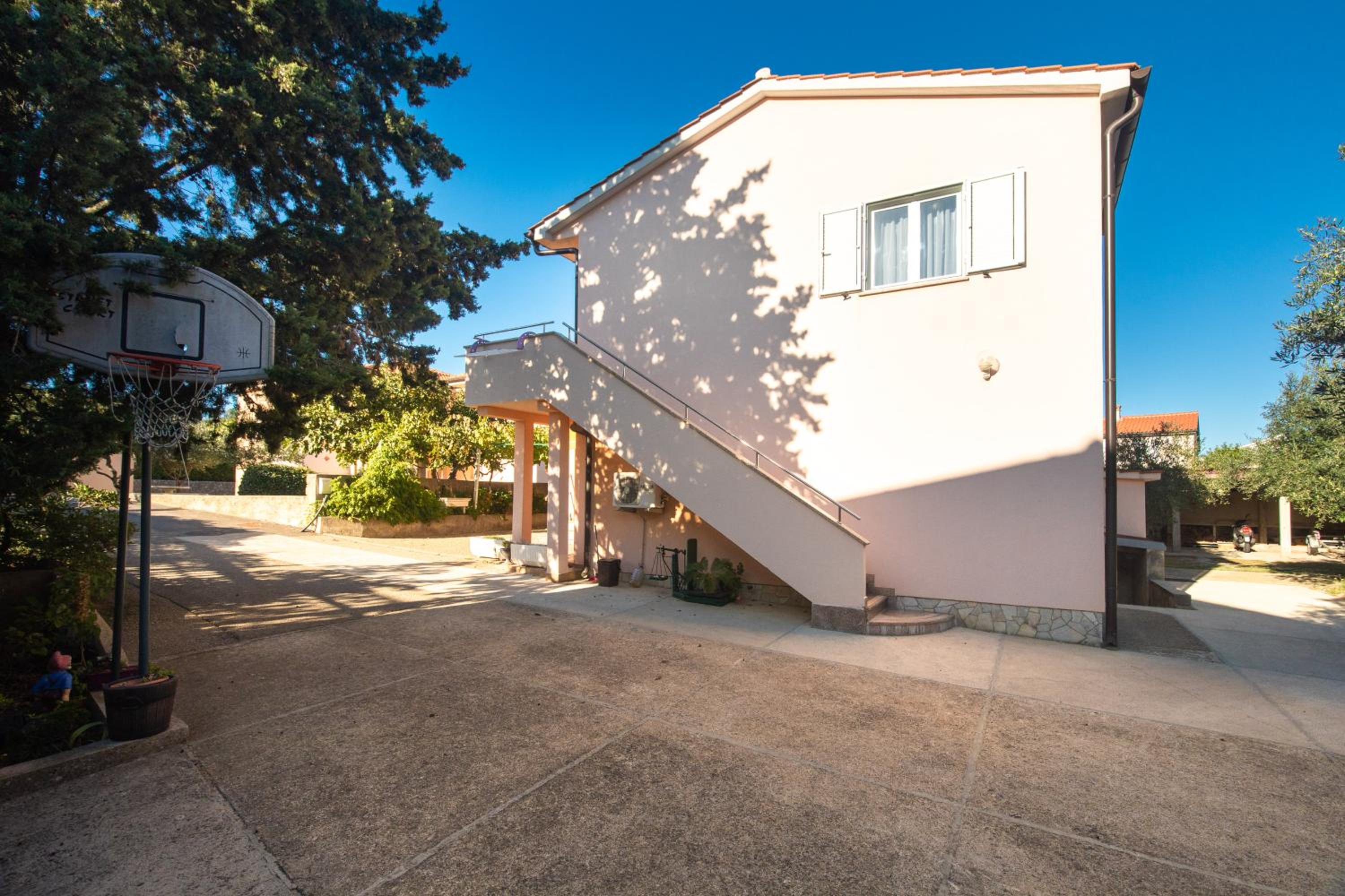 1-Bedroom Apartment in Krk - Steps from the Beach! view 4