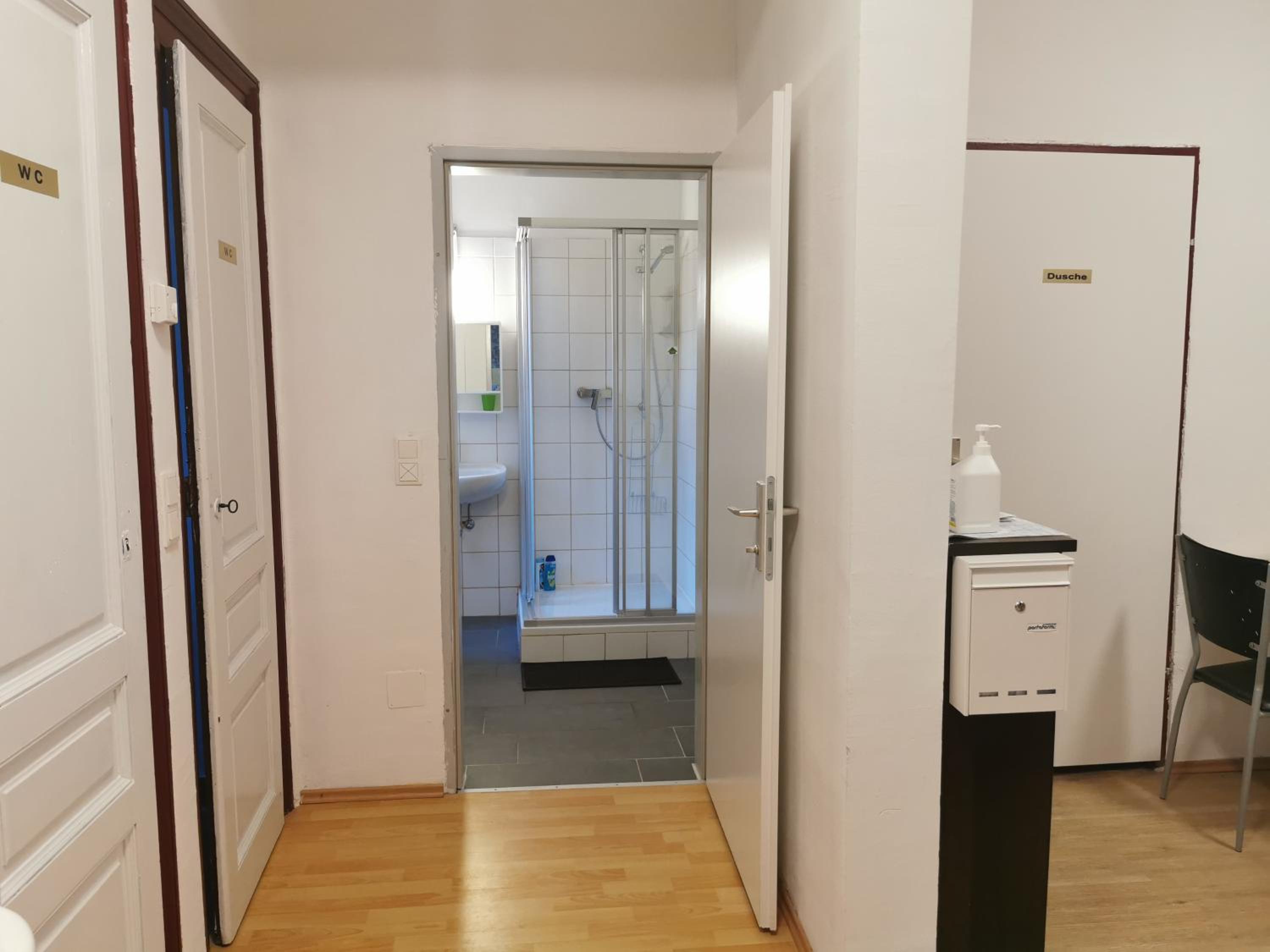7brunnen Hostel Beds & Rooms