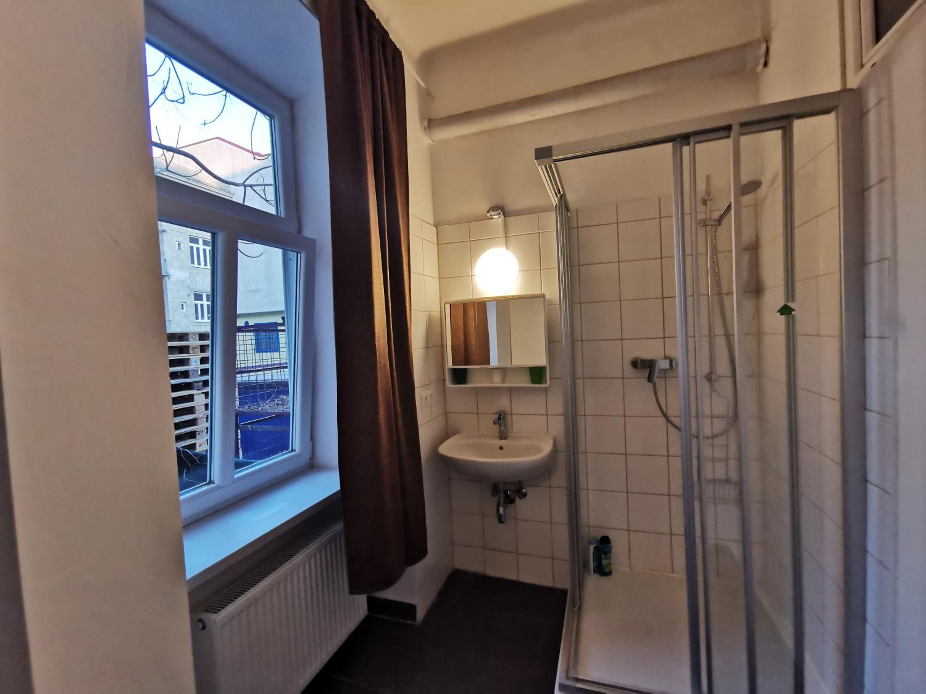 7brunnen Hostel Beds & Rooms