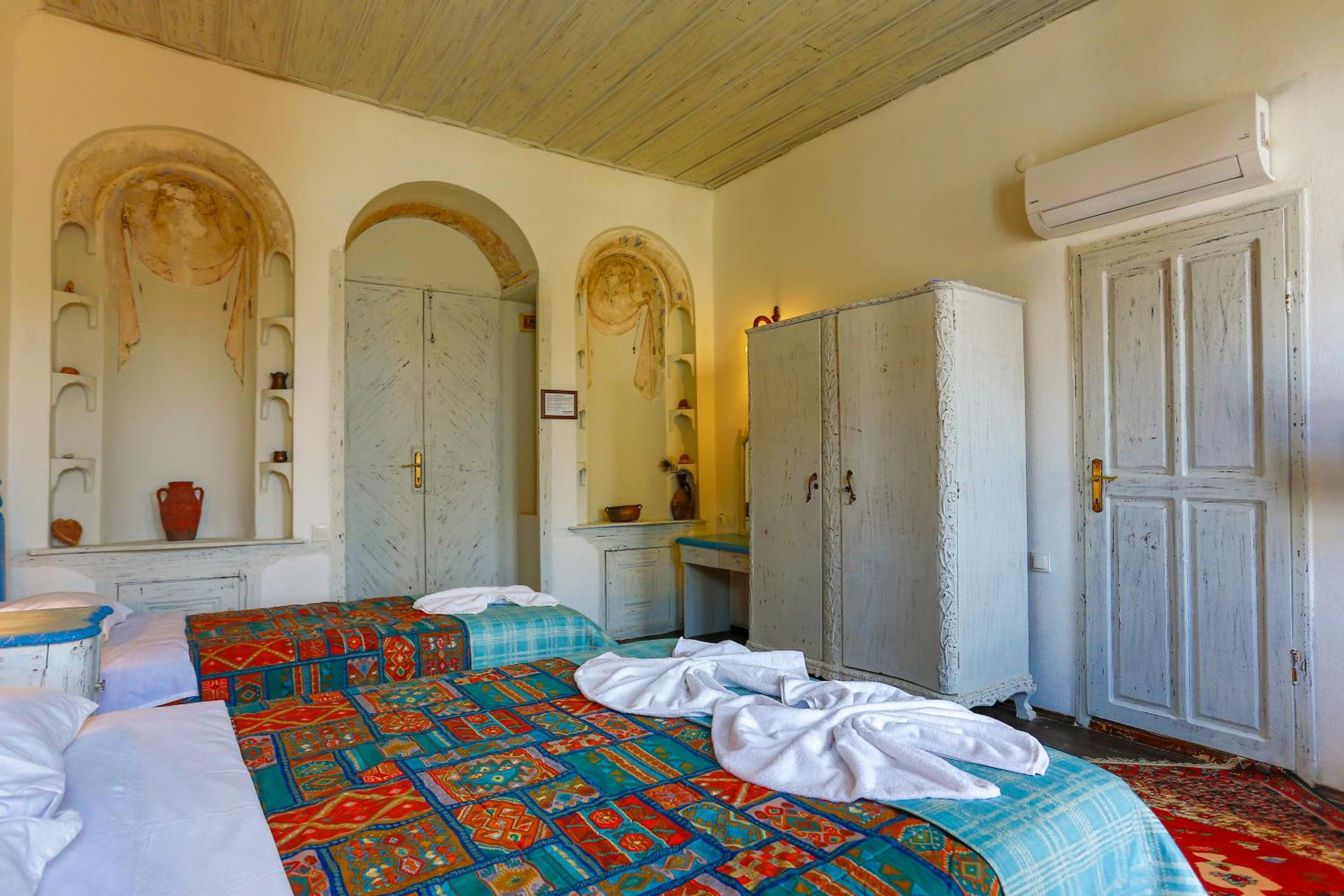 Atelya Art Hotel - Image 39
