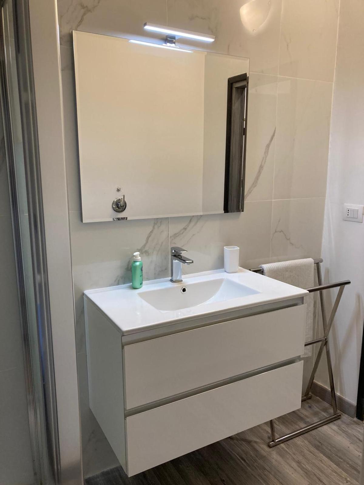 Suite CAVOUR en Turin — bathroom