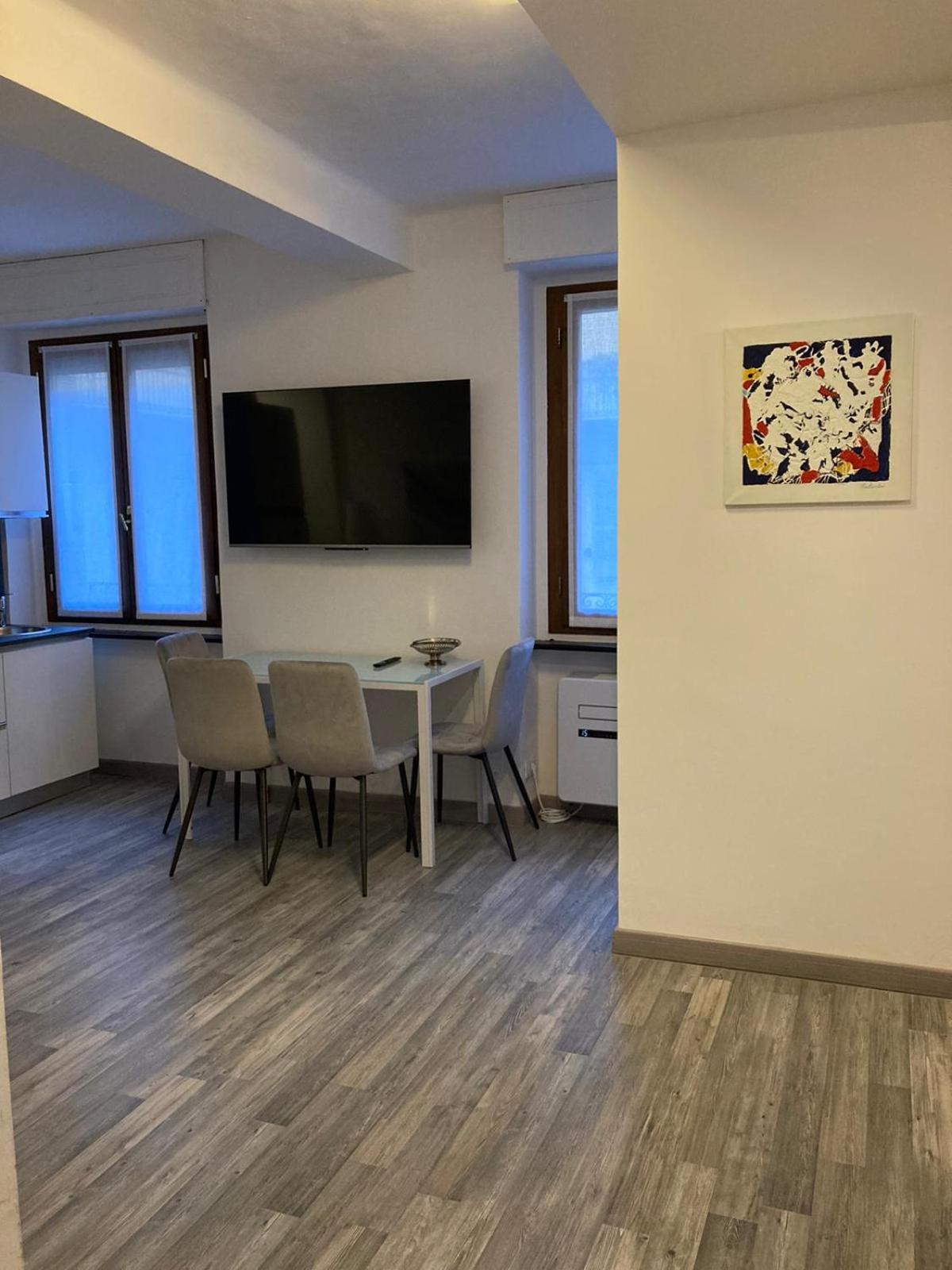 Suite CAVOUR en Turin — dining
