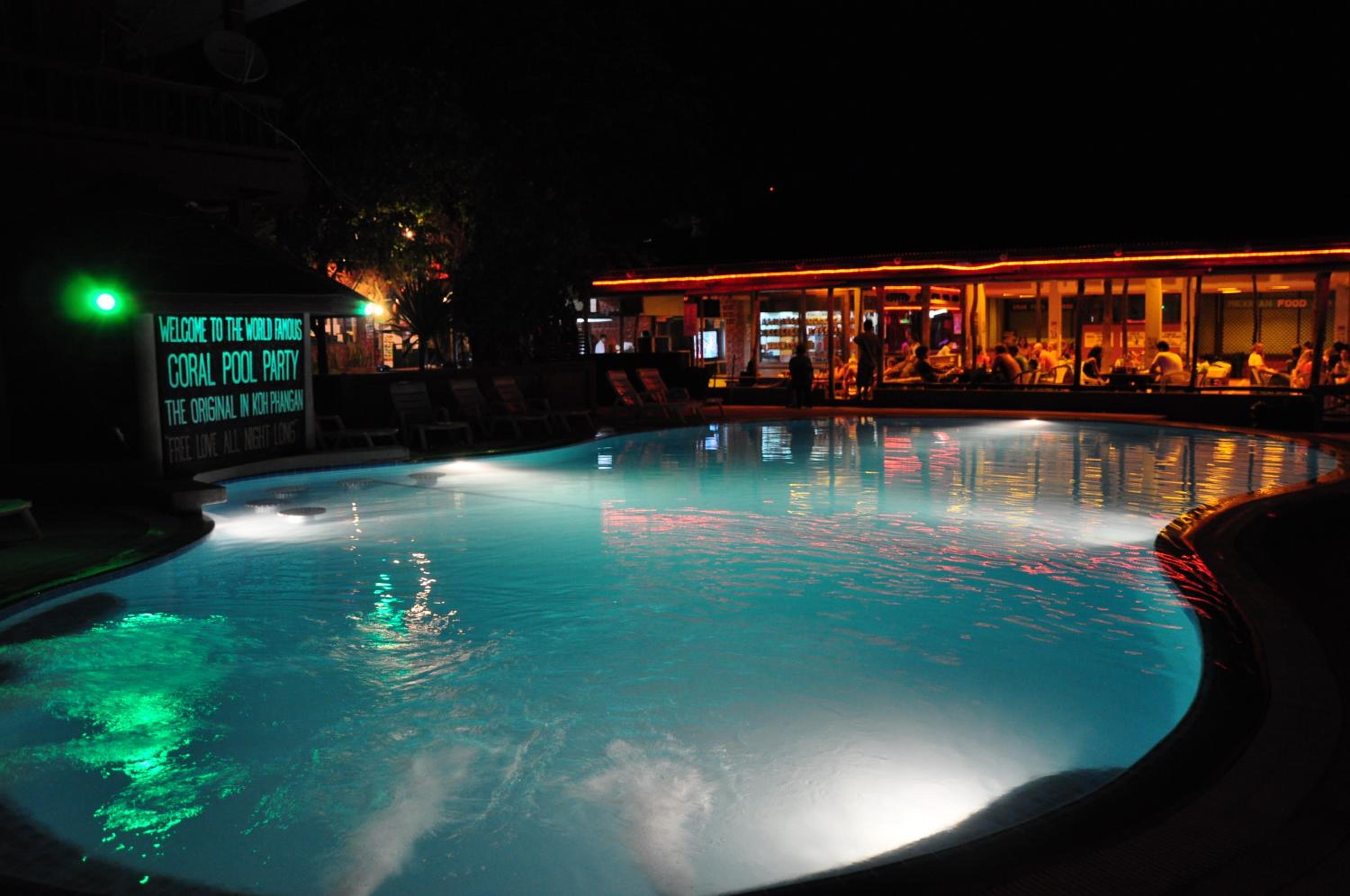 Coral Resort & Bungalows