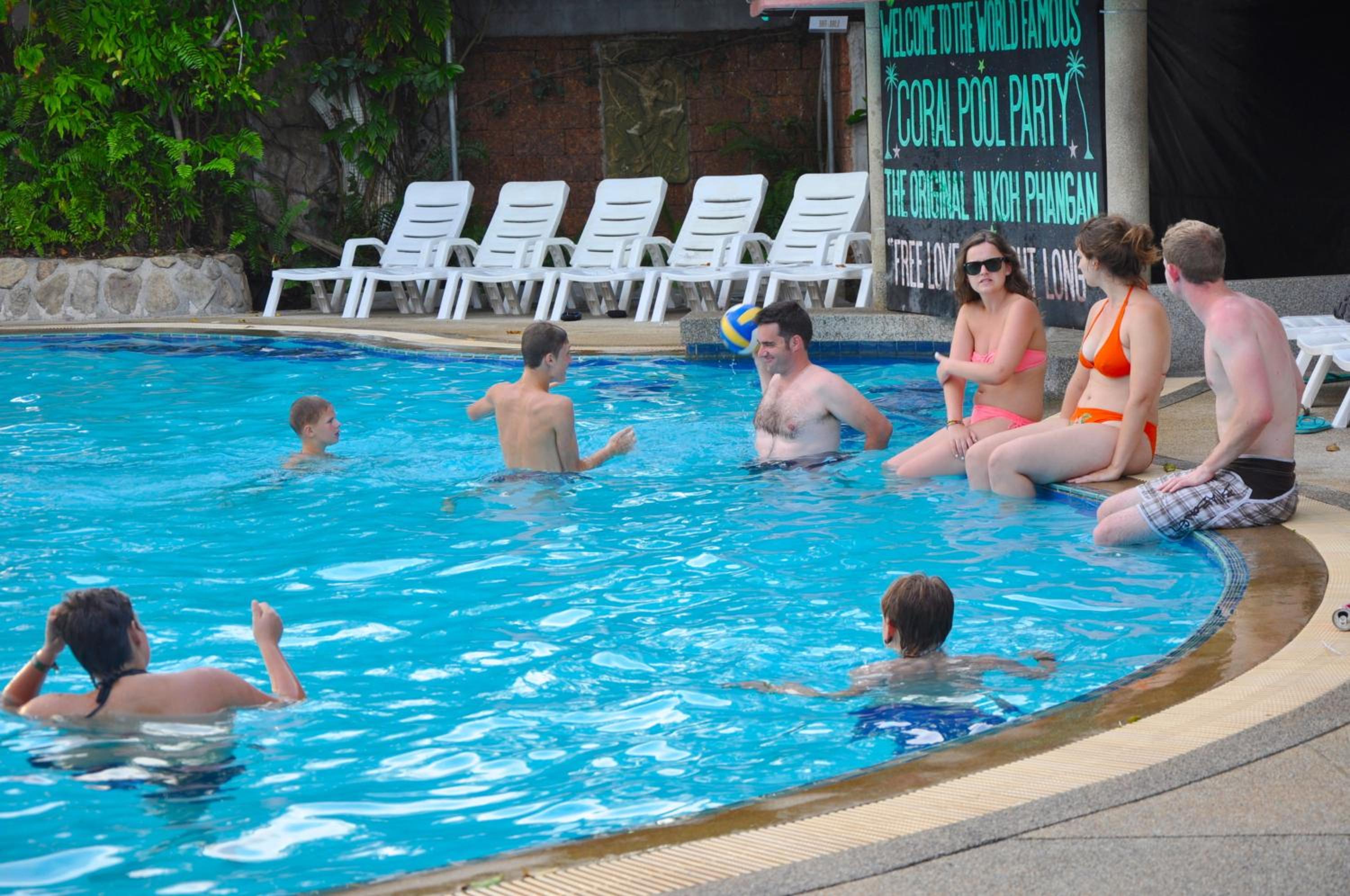 Coral Resort & Bungalows