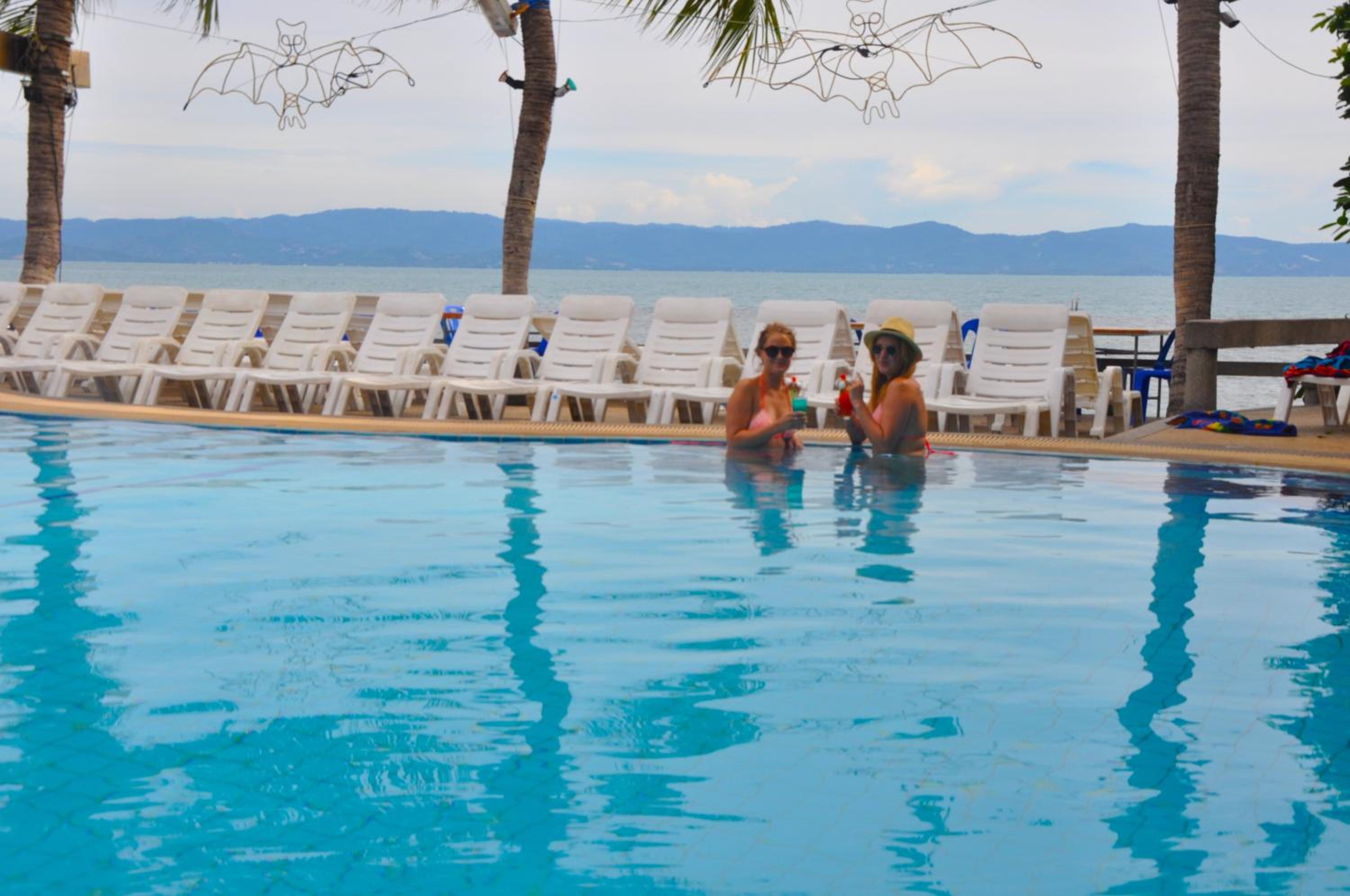 Coral Resort & Bungalows