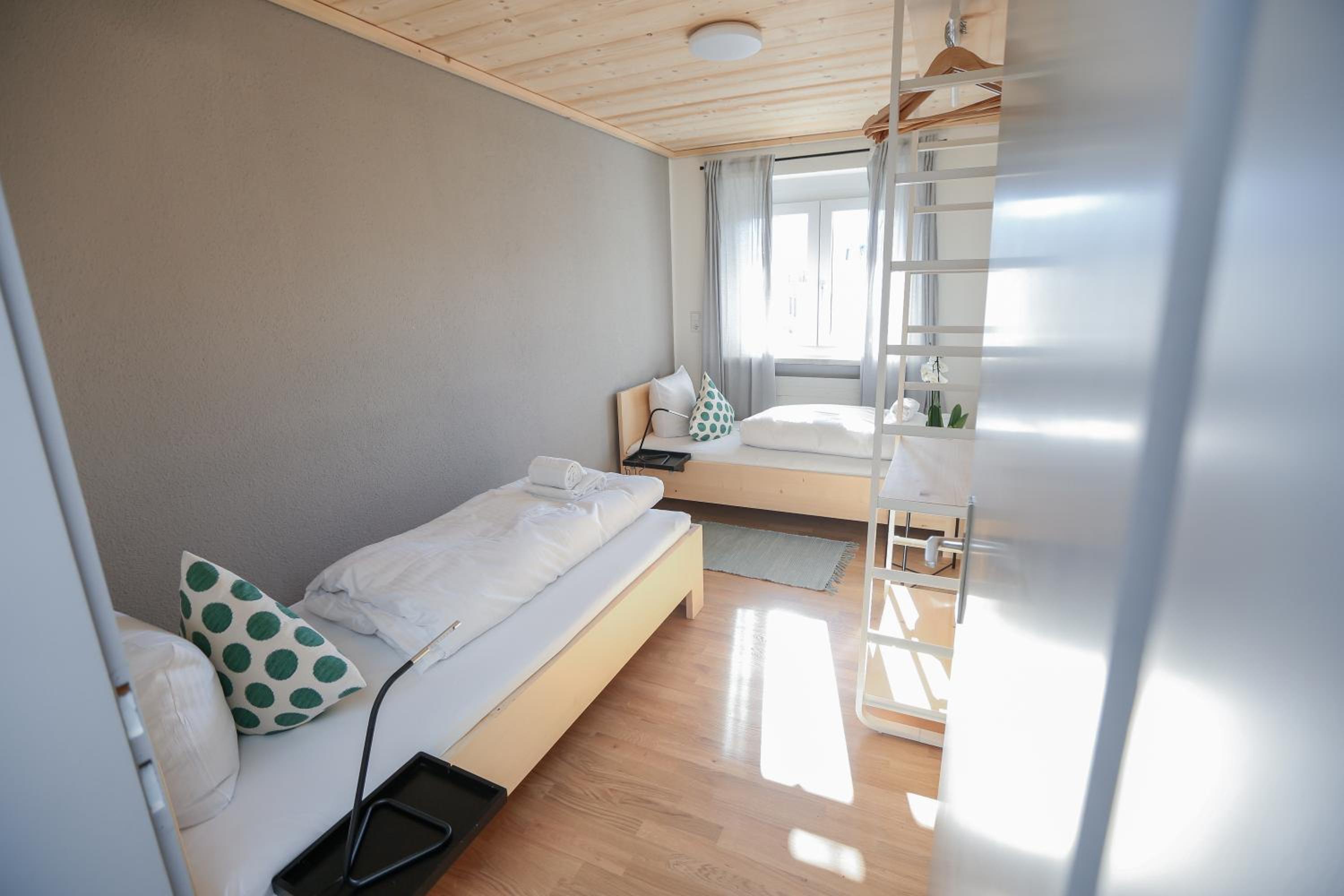 WOHNUNG OBERGESCHOSS mit 3 Schlafzimmer in ruhiger Gegend