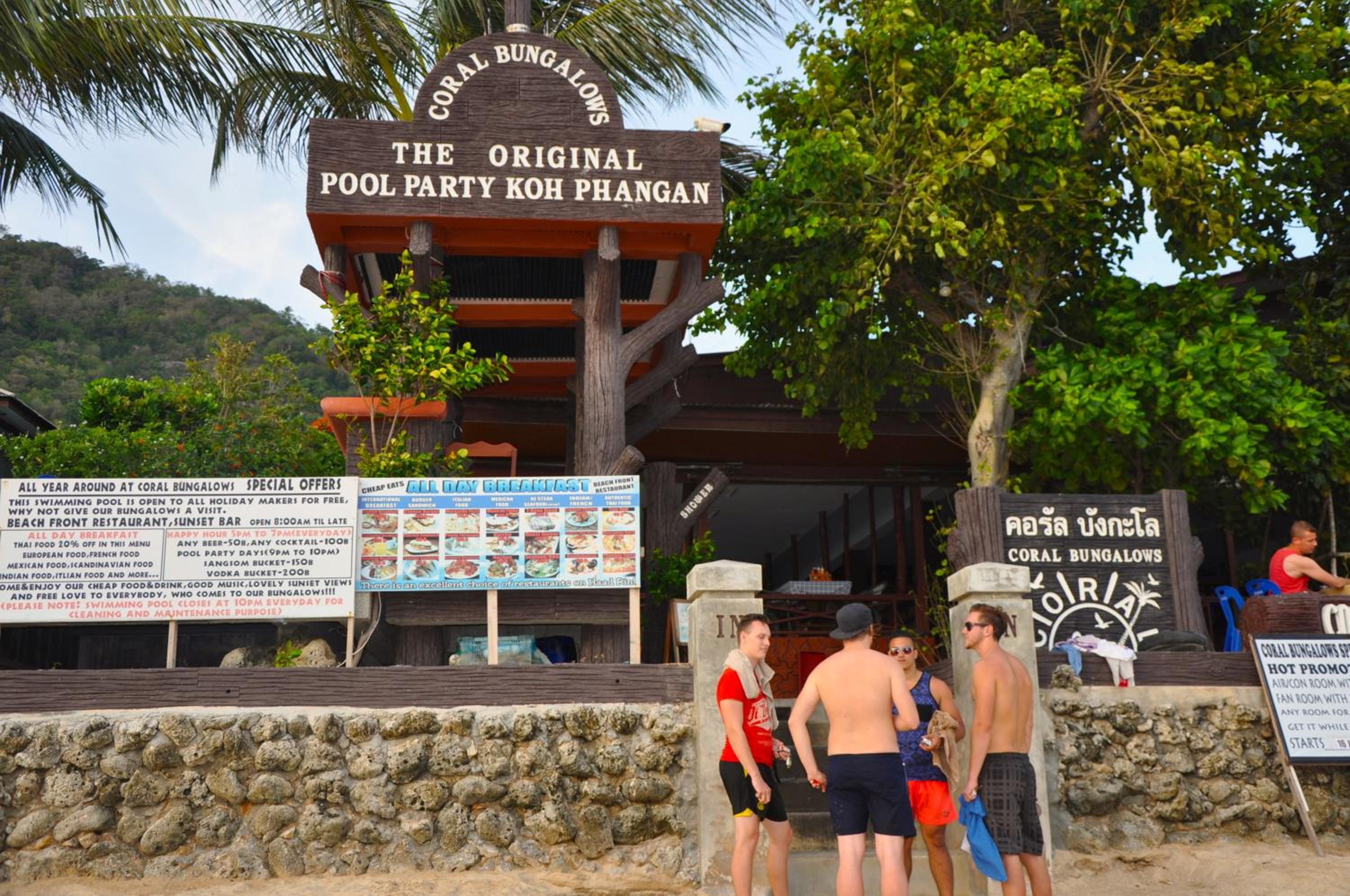 Coral Resort & Bungalows