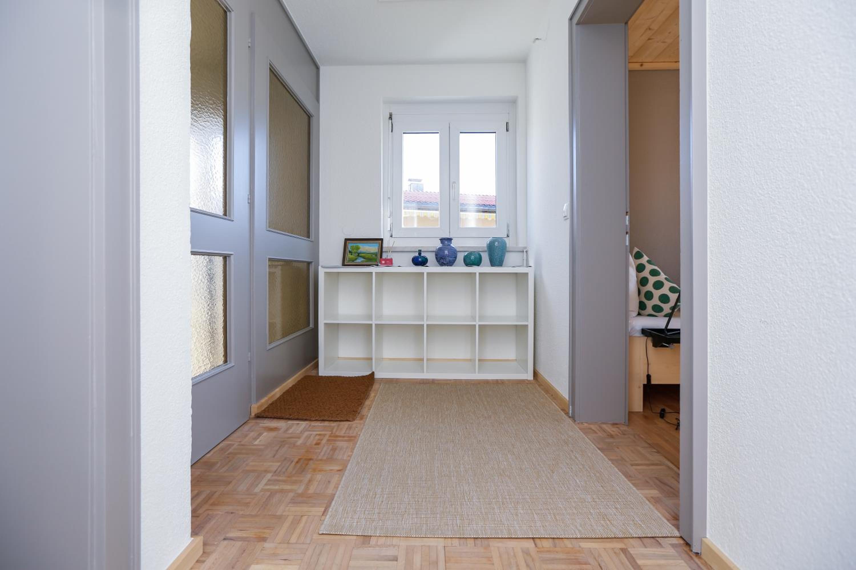 WOHNUNG OBERGESCHOSS mit 3 Schlafzimmer in ruhiger Gegend