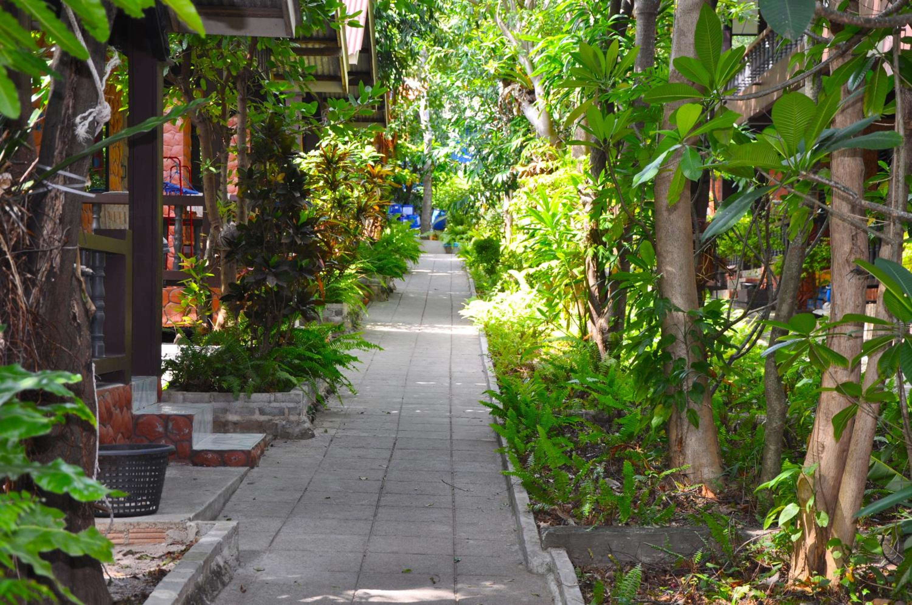 Coral Resort & Bungalows