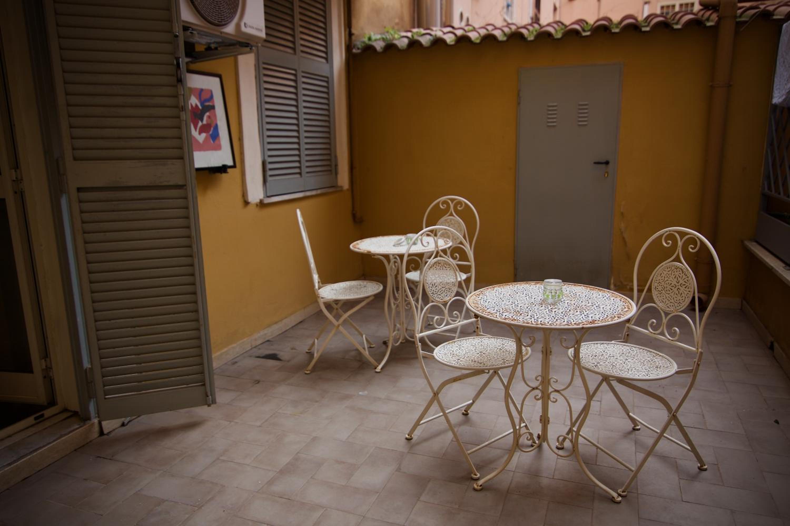 Home Art Colosseo