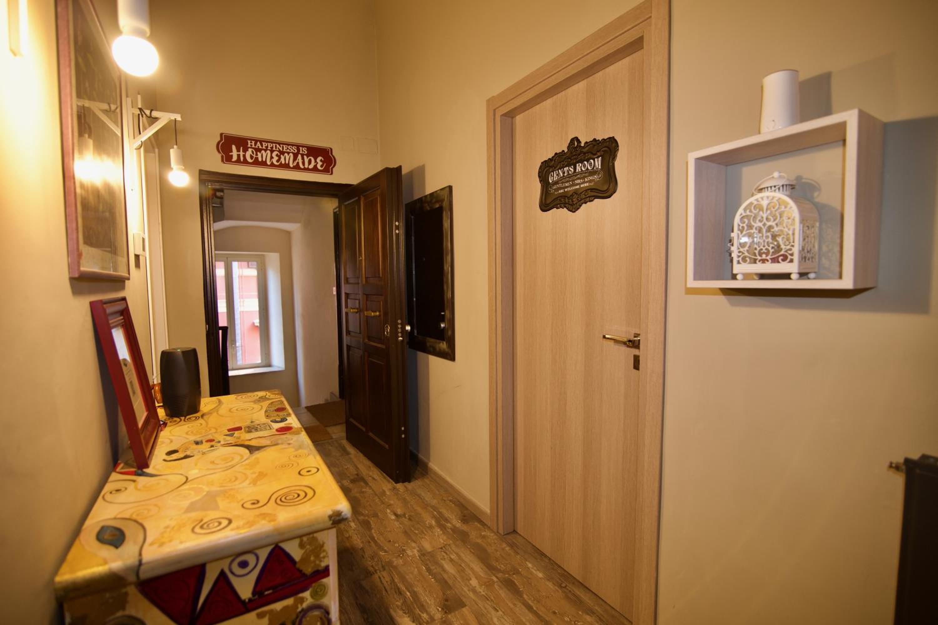Home Art Colosseo
