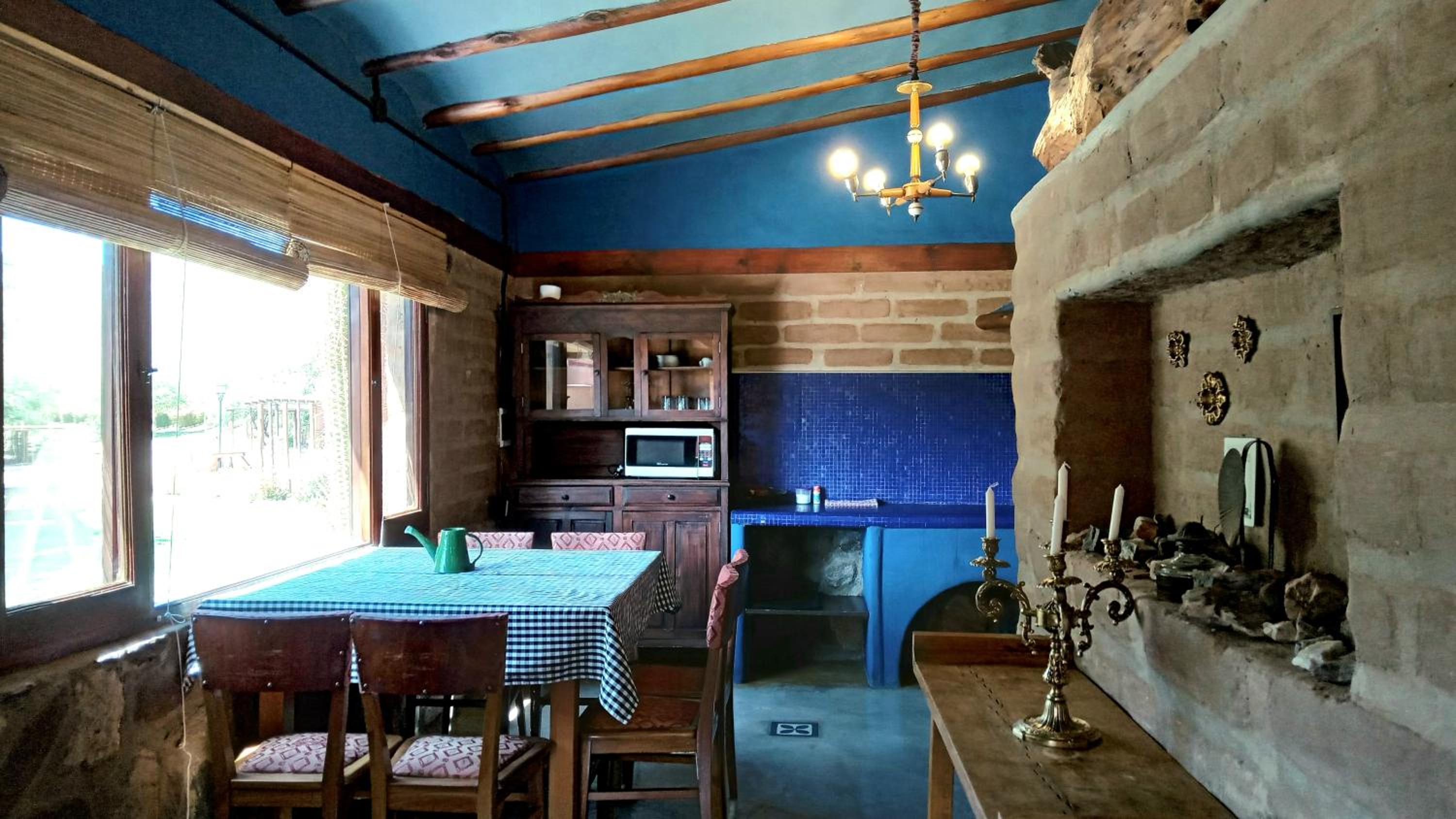 Miraluna Bodega Boutique