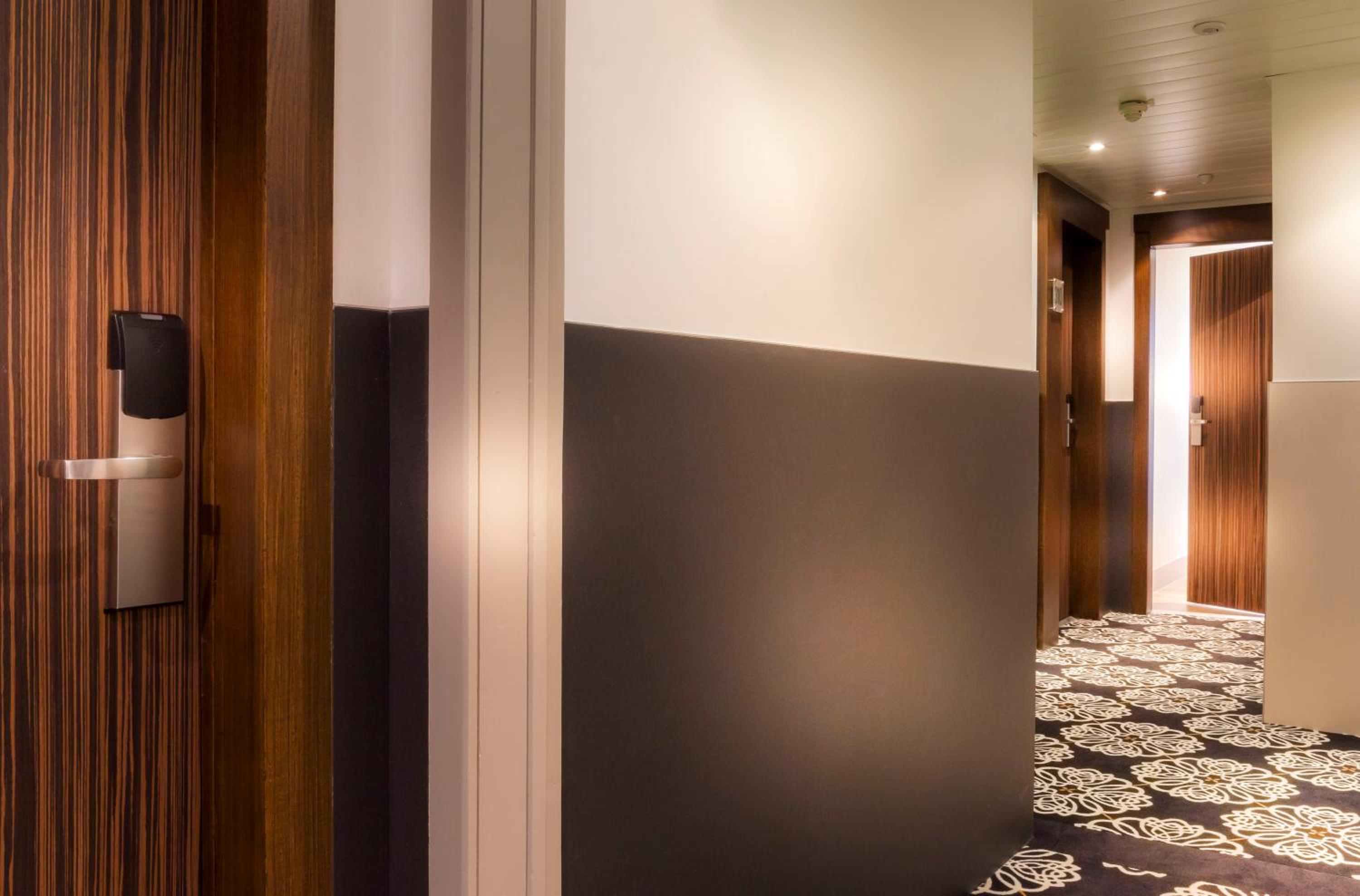 Boulogne-Billancourt Vacations - Hotel Acanthe - Boulogne Billancourt - Property Image 6